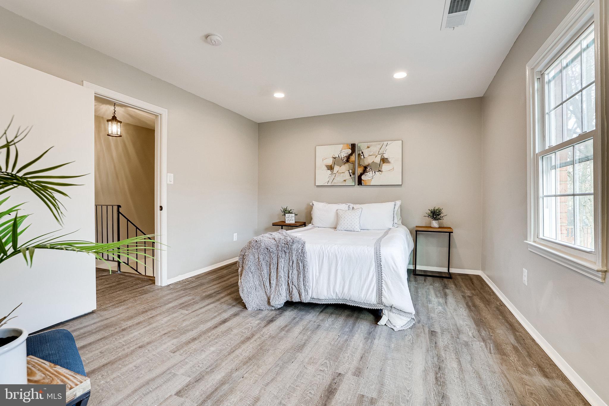 DEEPWOOD - Residential