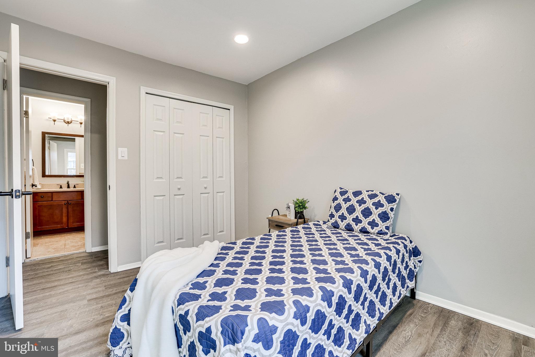 DEEPWOOD - Residential