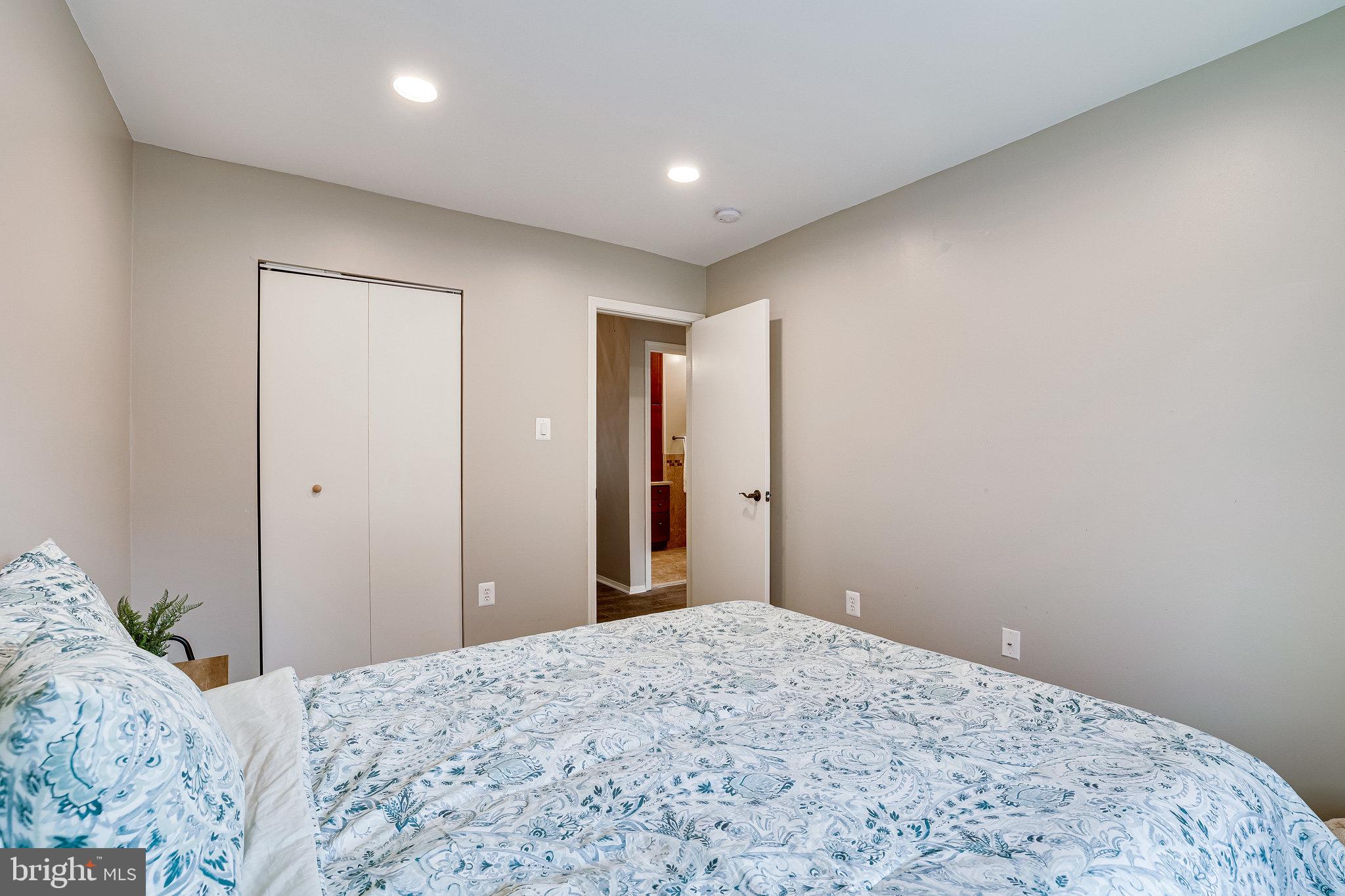 DEEPWOOD - Residential