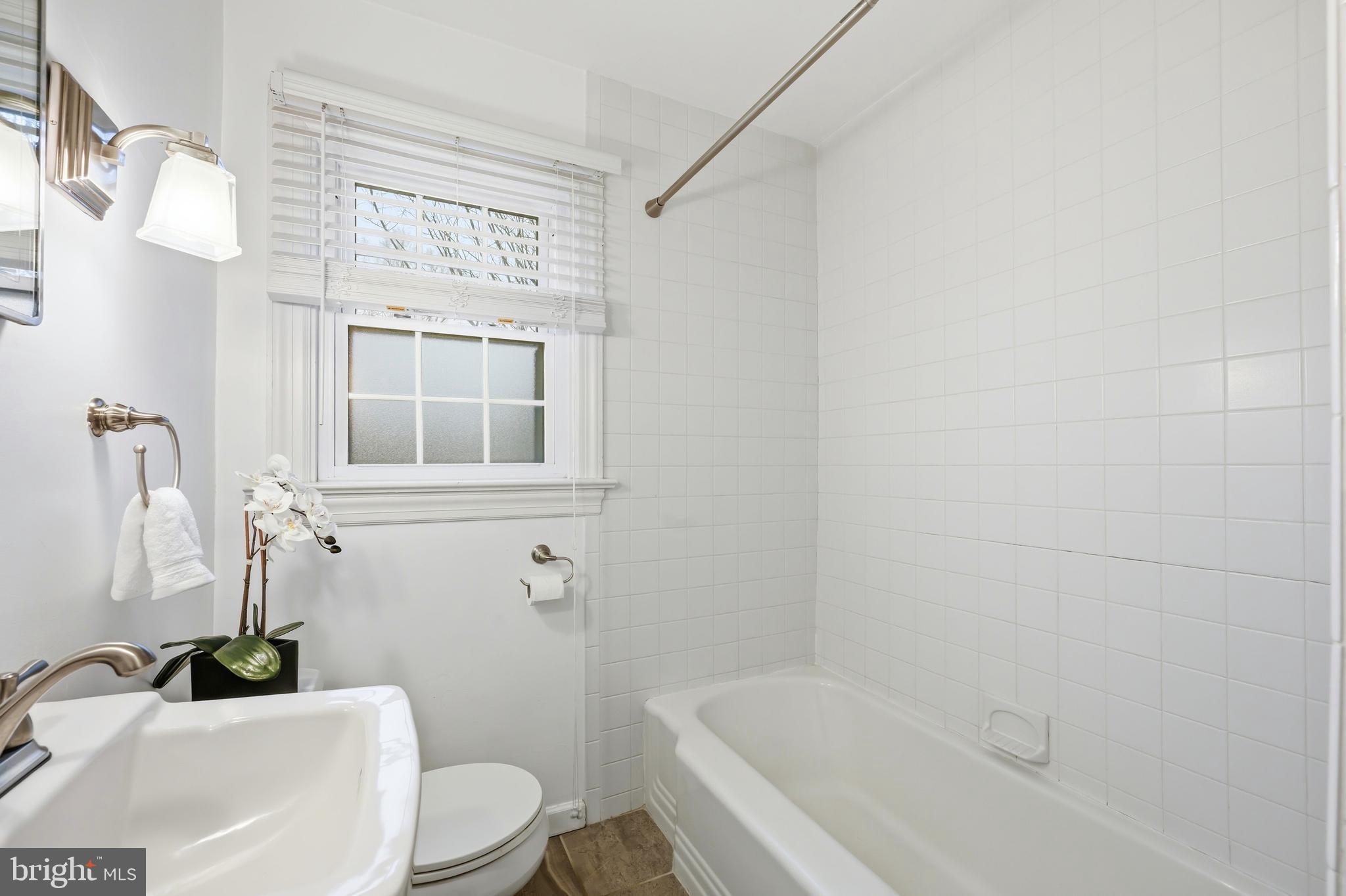 EASTON - Residential