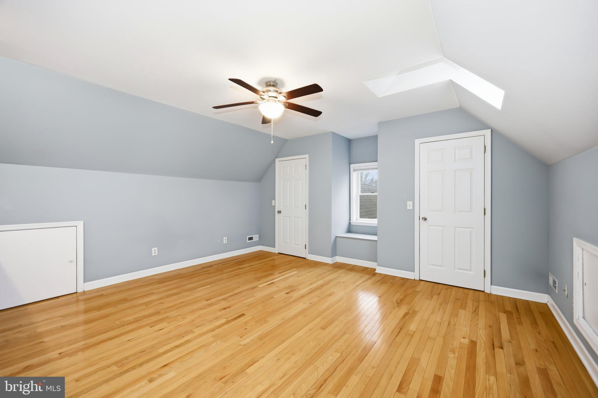 EASTON - Residential