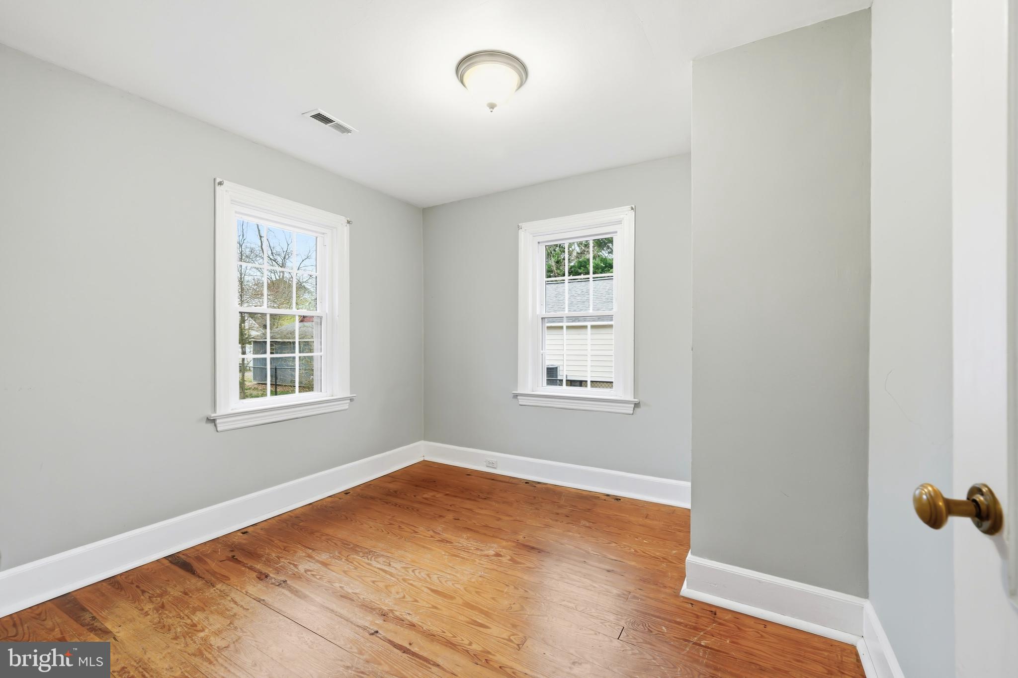 EASTON - Residential