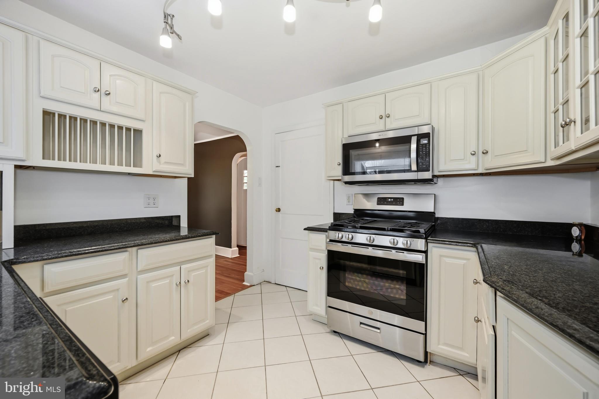 EASTON - Residential