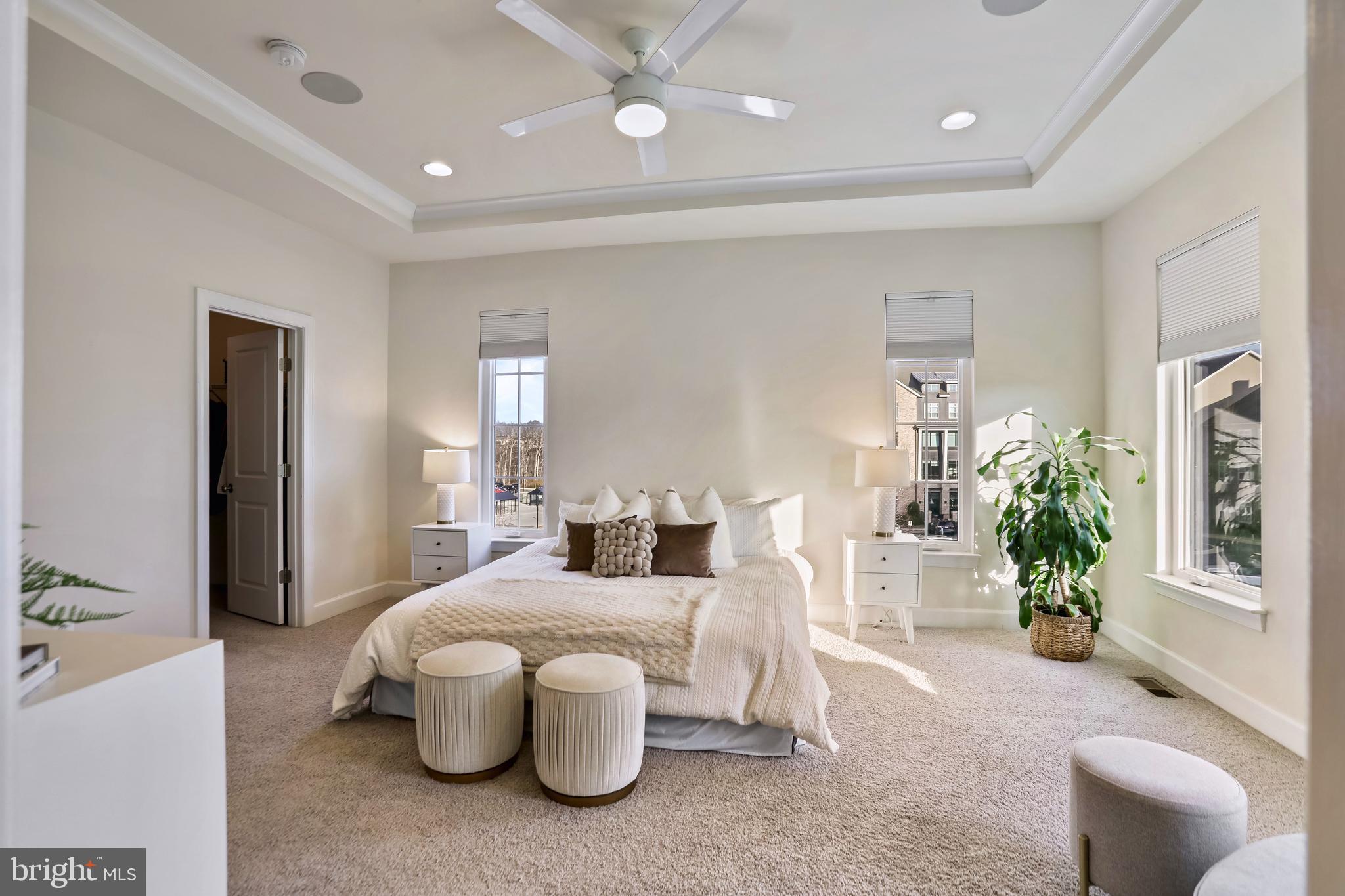 ONE LOUDOUN - Residential