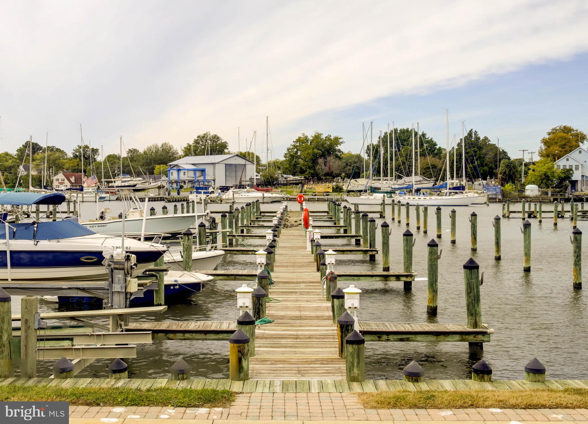 DEEP HARBOR - Residential