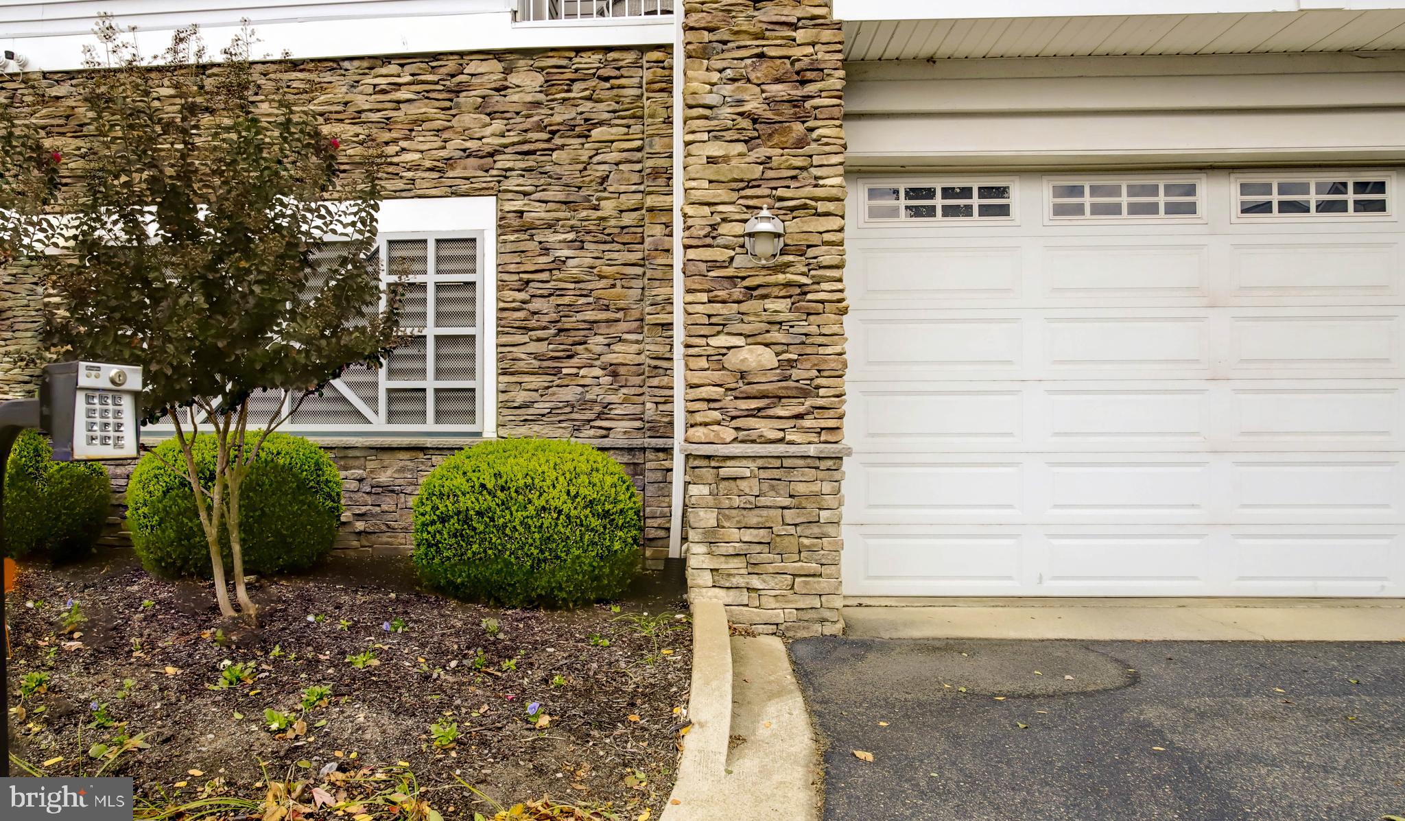 DEEP HARBOR - Residential