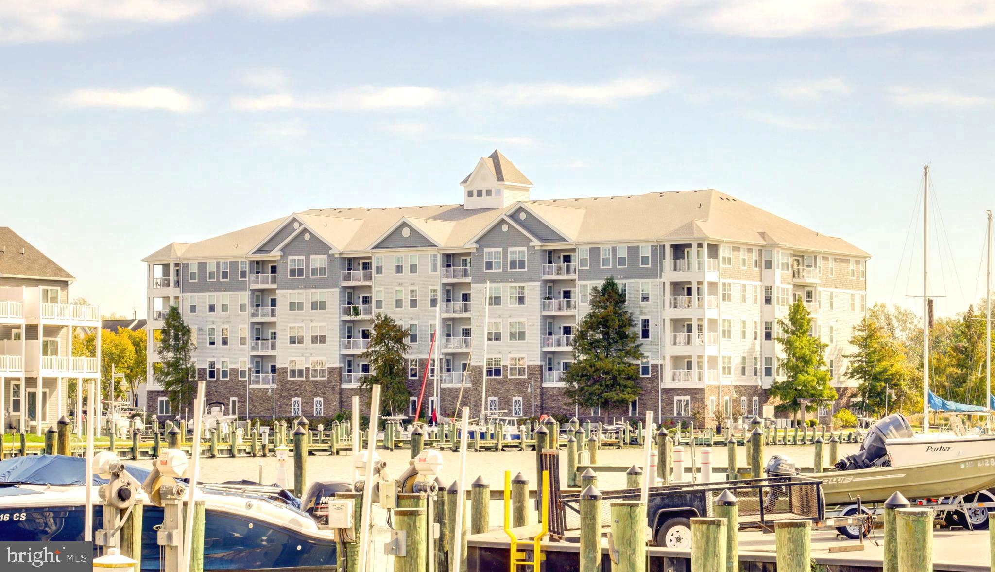 DEEP HARBOR - Residential