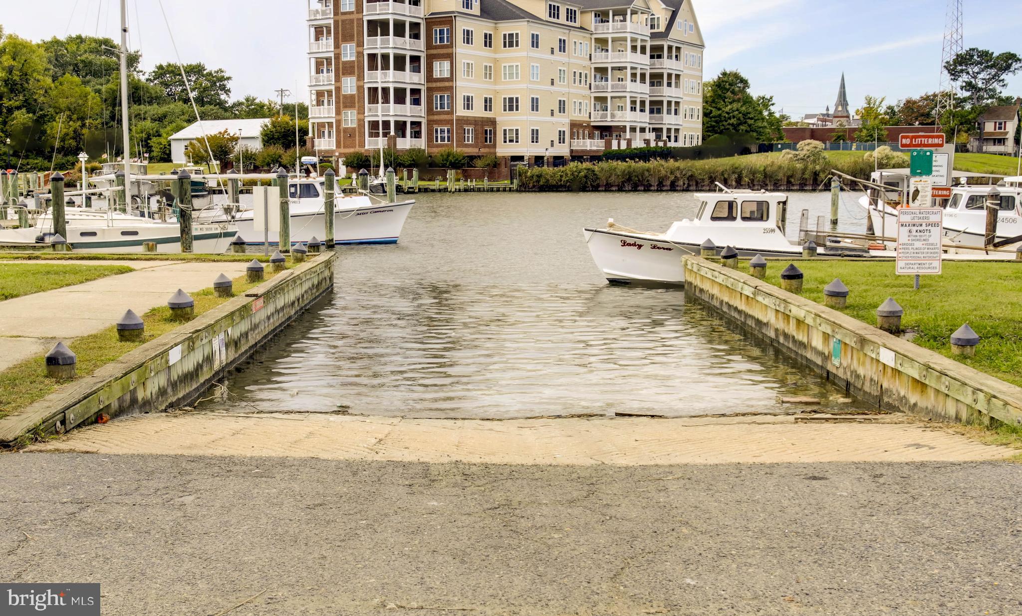 DEEP HARBOR - Residential