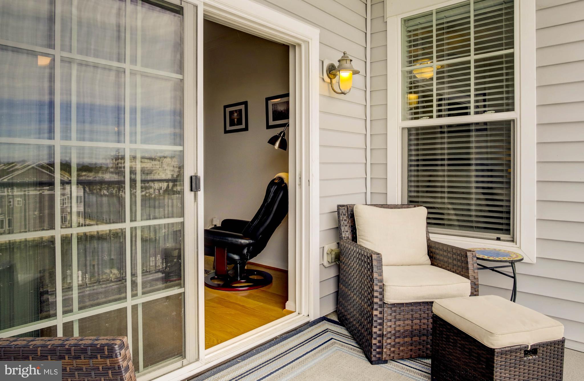 DEEP HARBOR - Residential