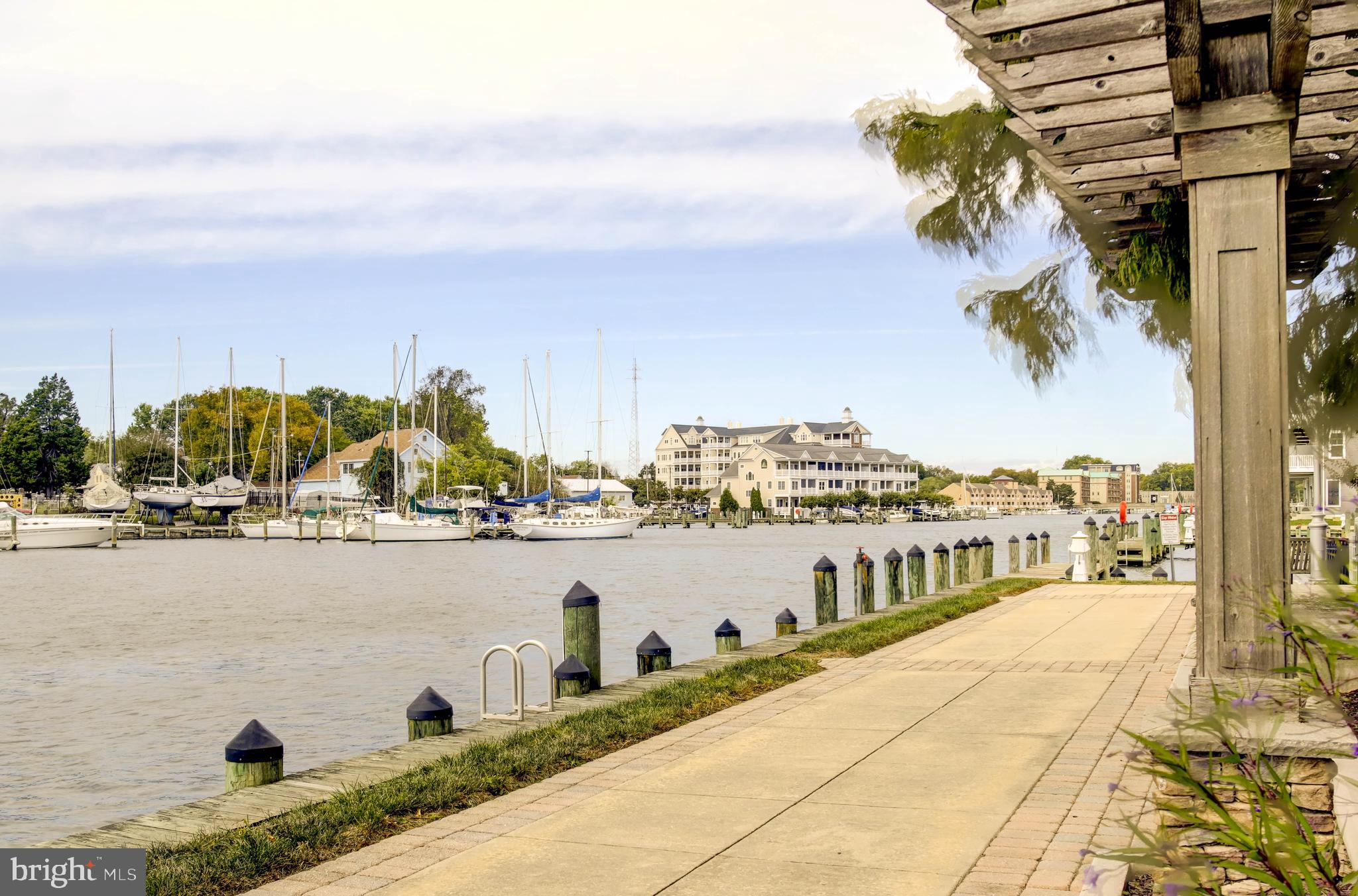 DEEP HARBOR - Residential