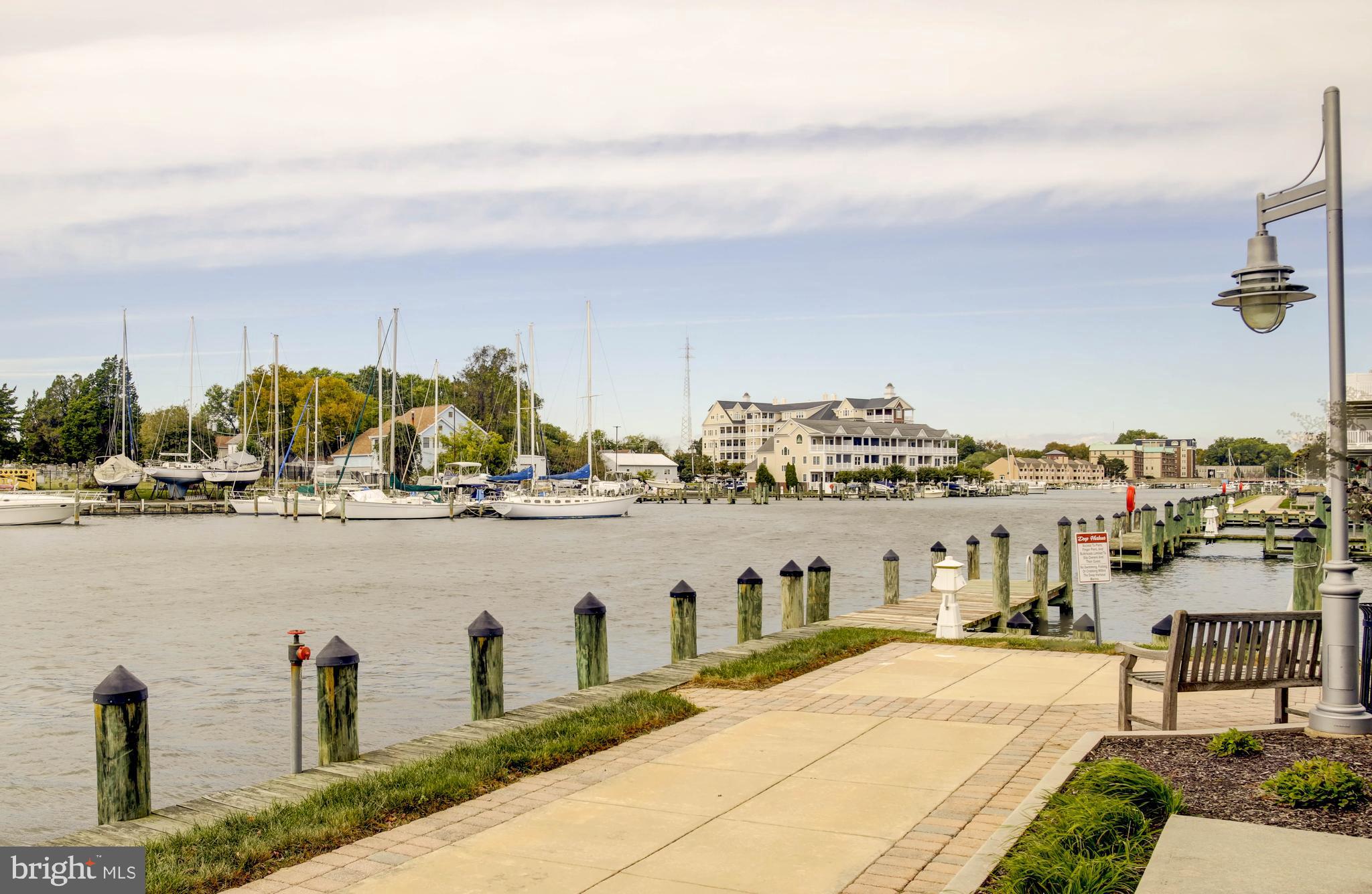 DEEP HARBOR - Residential