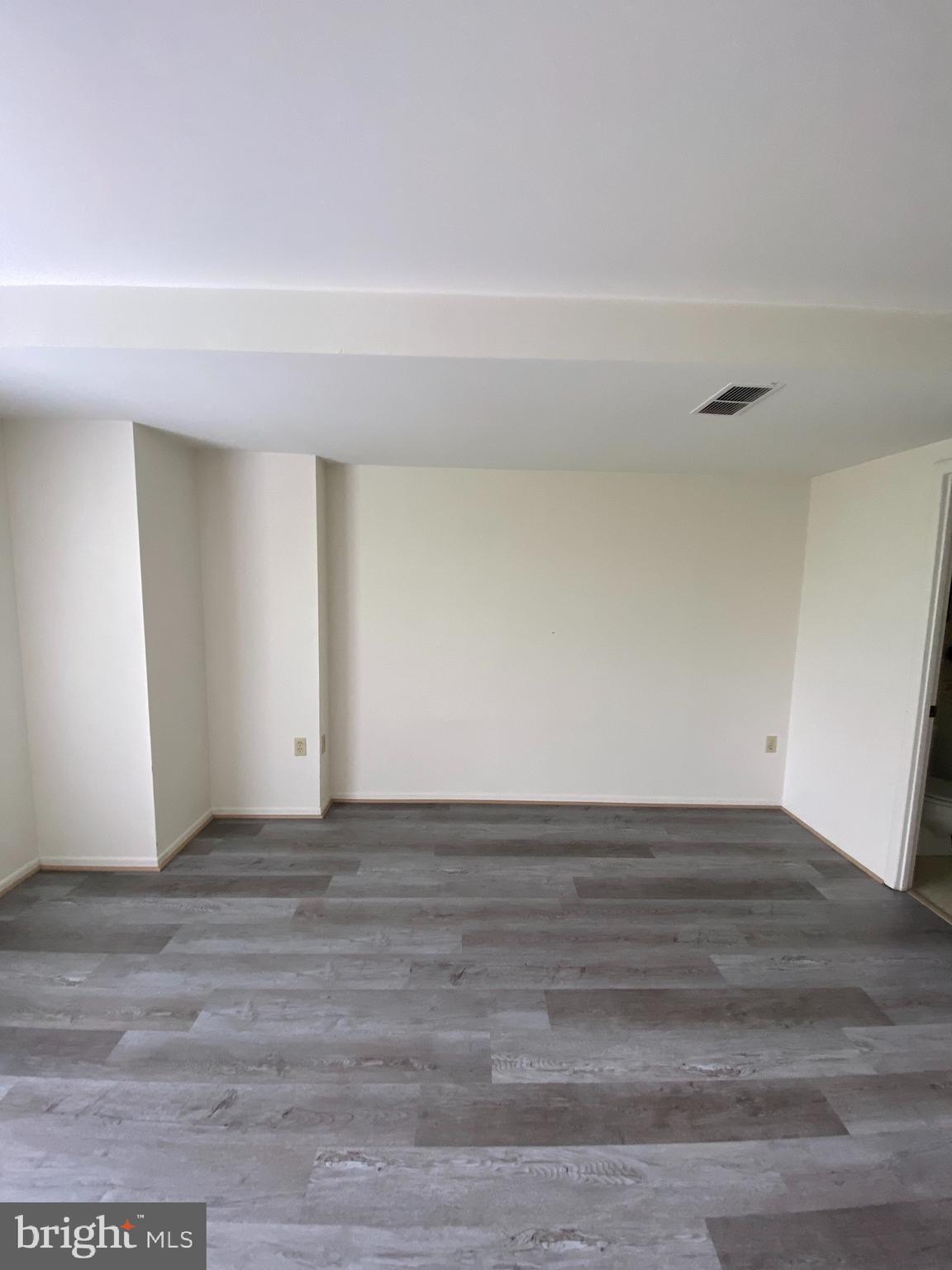 1600 PRINCE STREET - Residential Lease