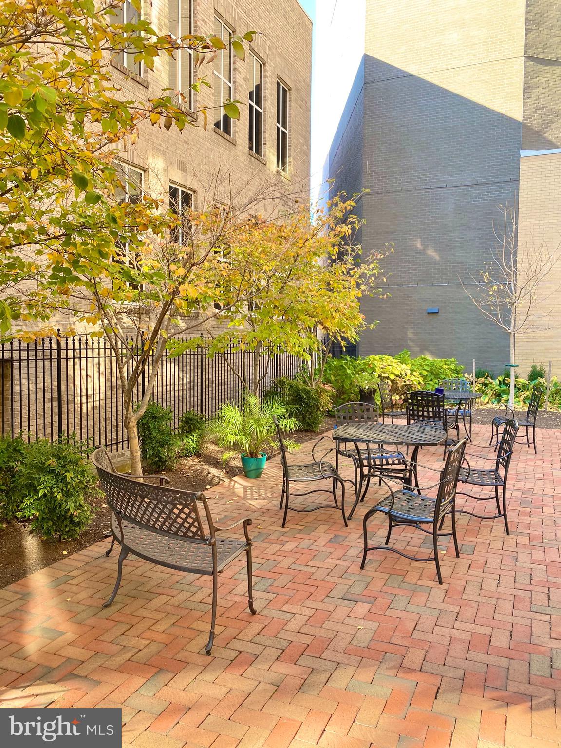 1600 PRINCE STREET - Residential Lease