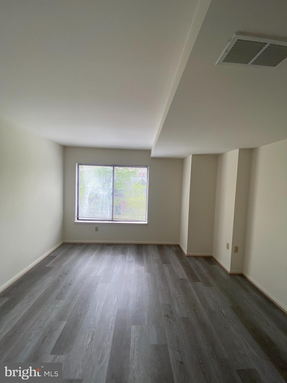 1600 PRINCE STREET - Residential Lease