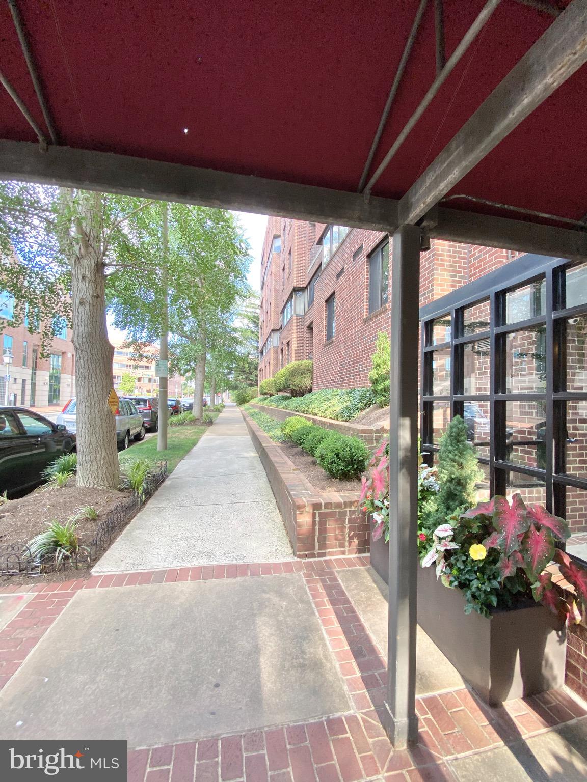 1600 PRINCE STREET - Residential Lease