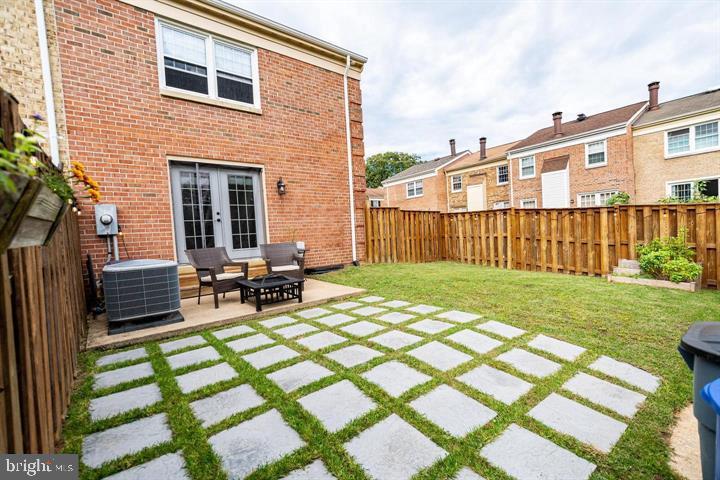 SPRINGFIELD SQUARE - Residential Lease