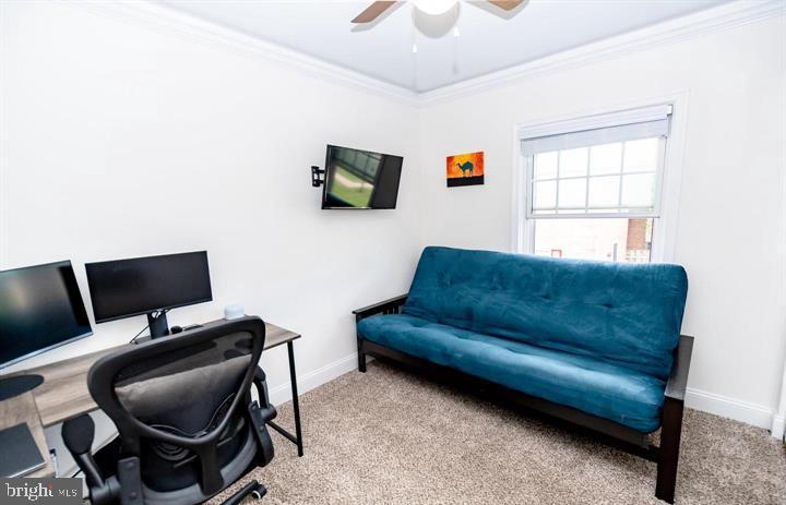 SPRINGFIELD SQUARE - Residential Lease