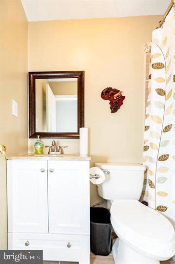 SPRINGFIELD SQUARE - Residential Lease