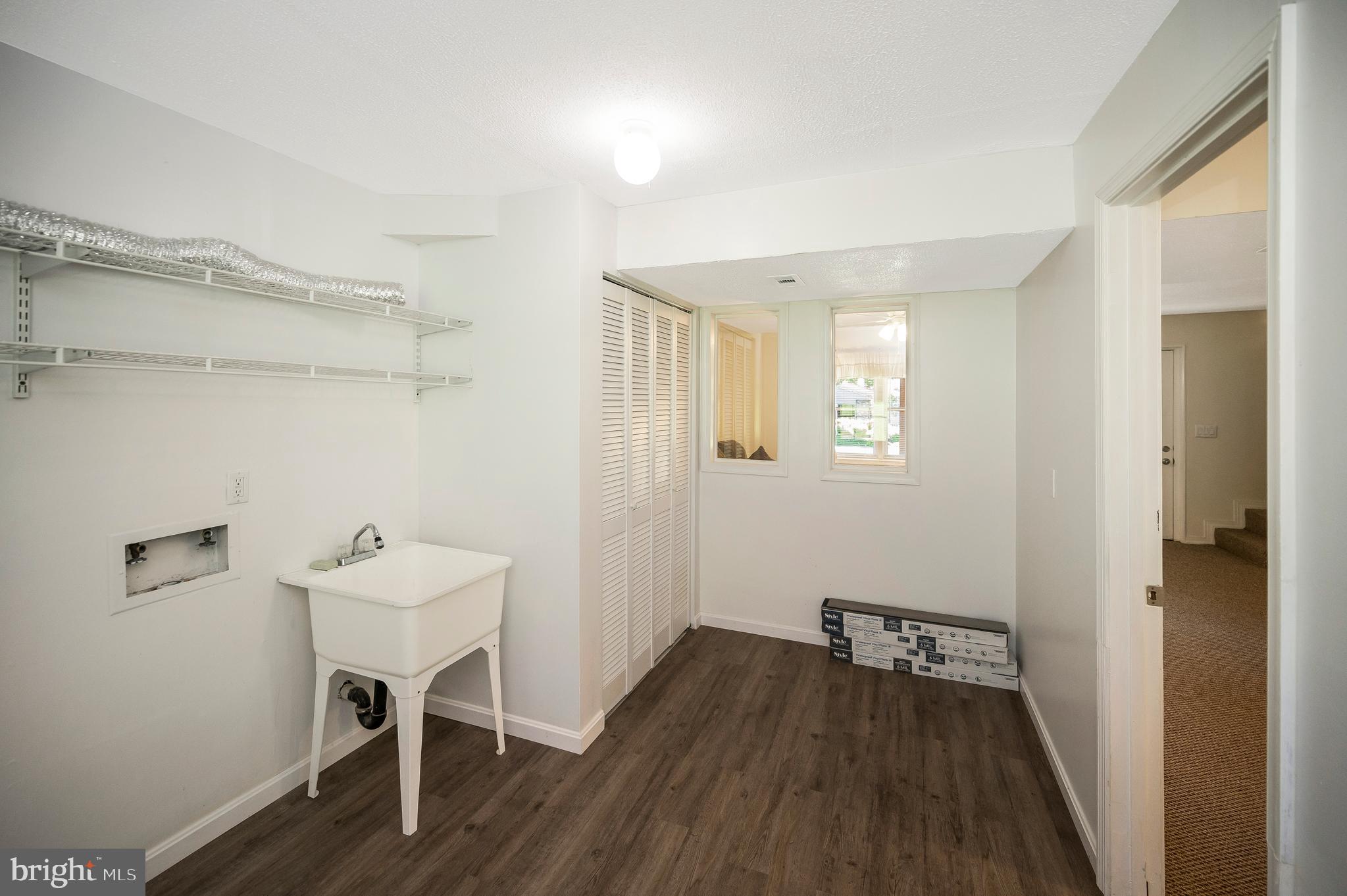 LAKE OF THE WOODS - Residential