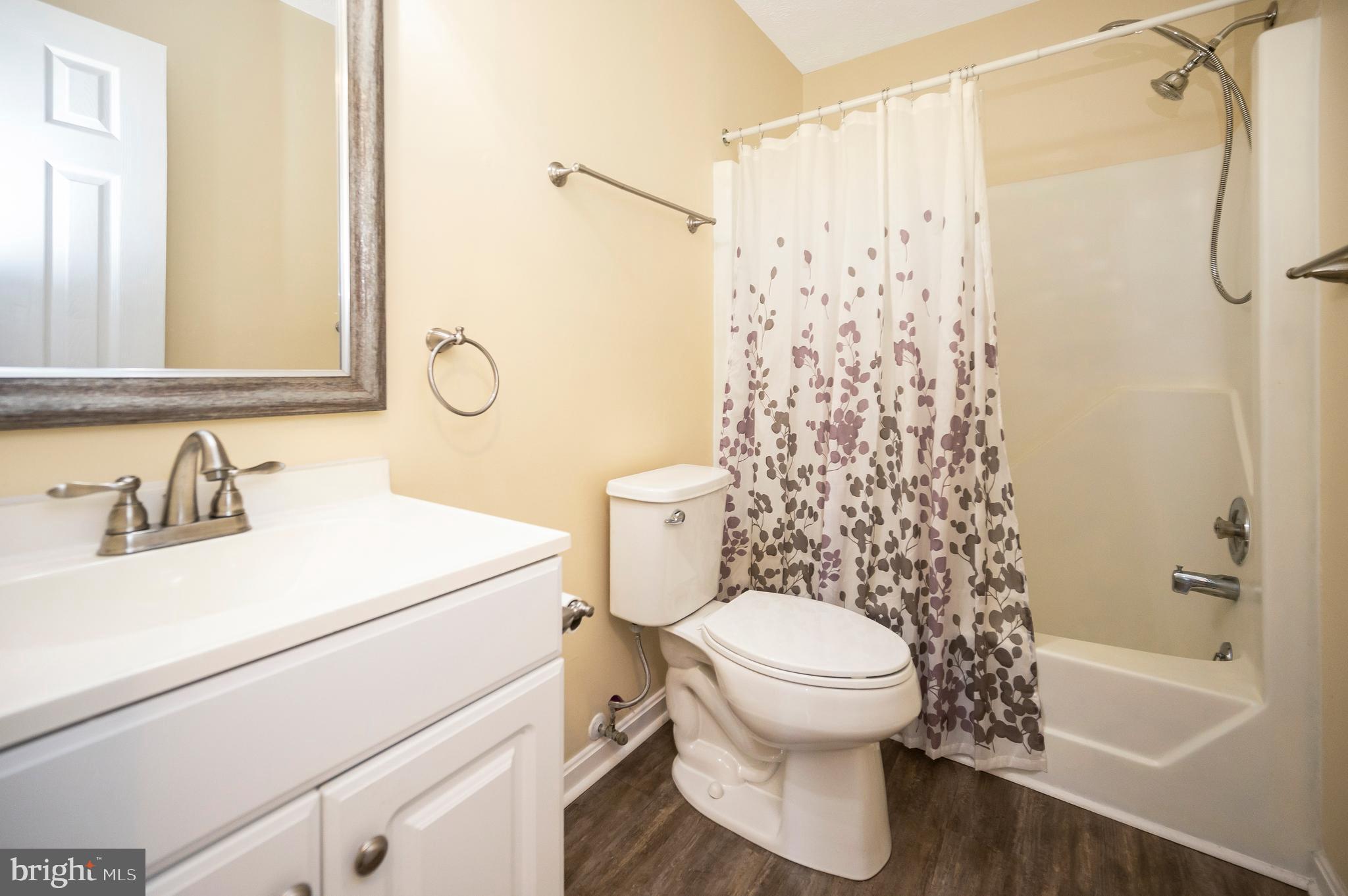 LAKE OF THE WOODS - Residential