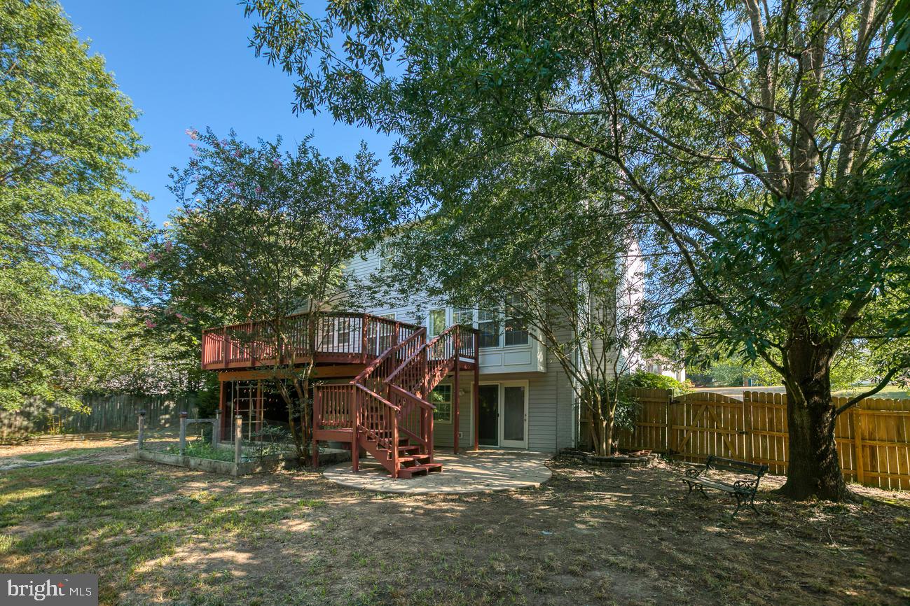 HAMPTON OAKS - Residential Lease