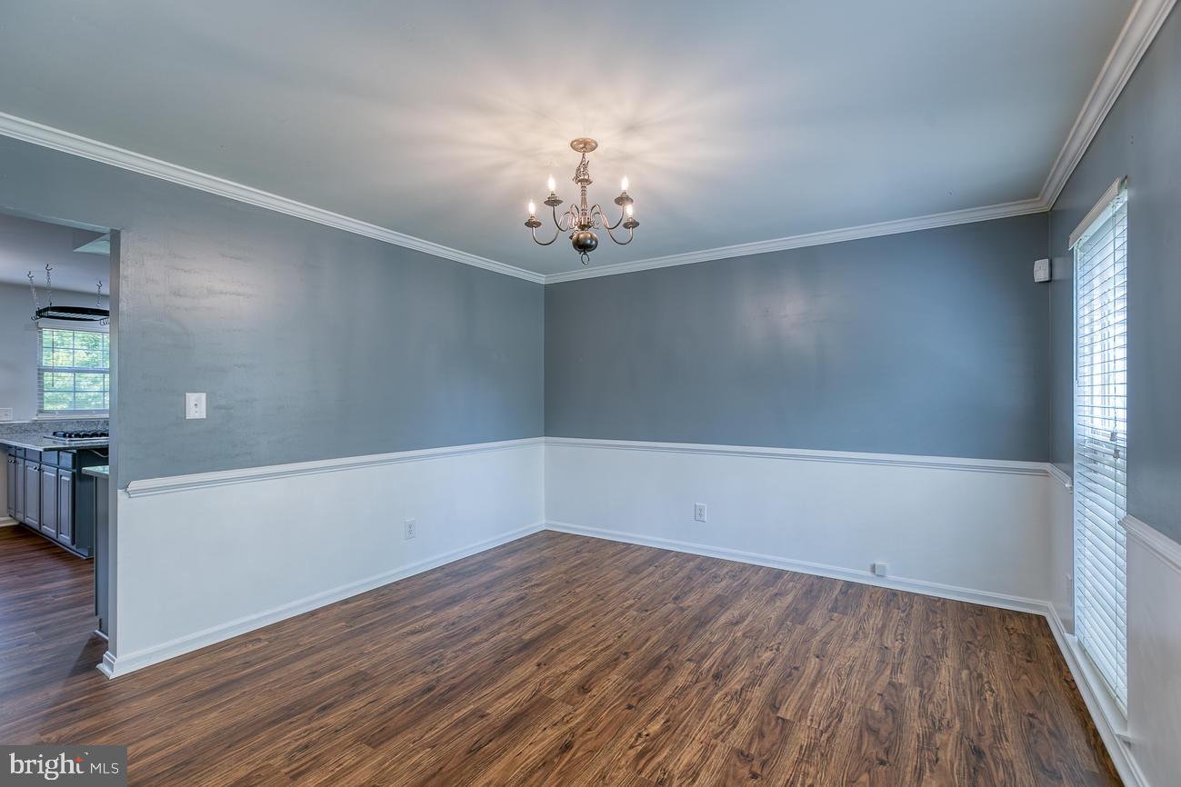 HAMPTON OAKS - Residential Lease