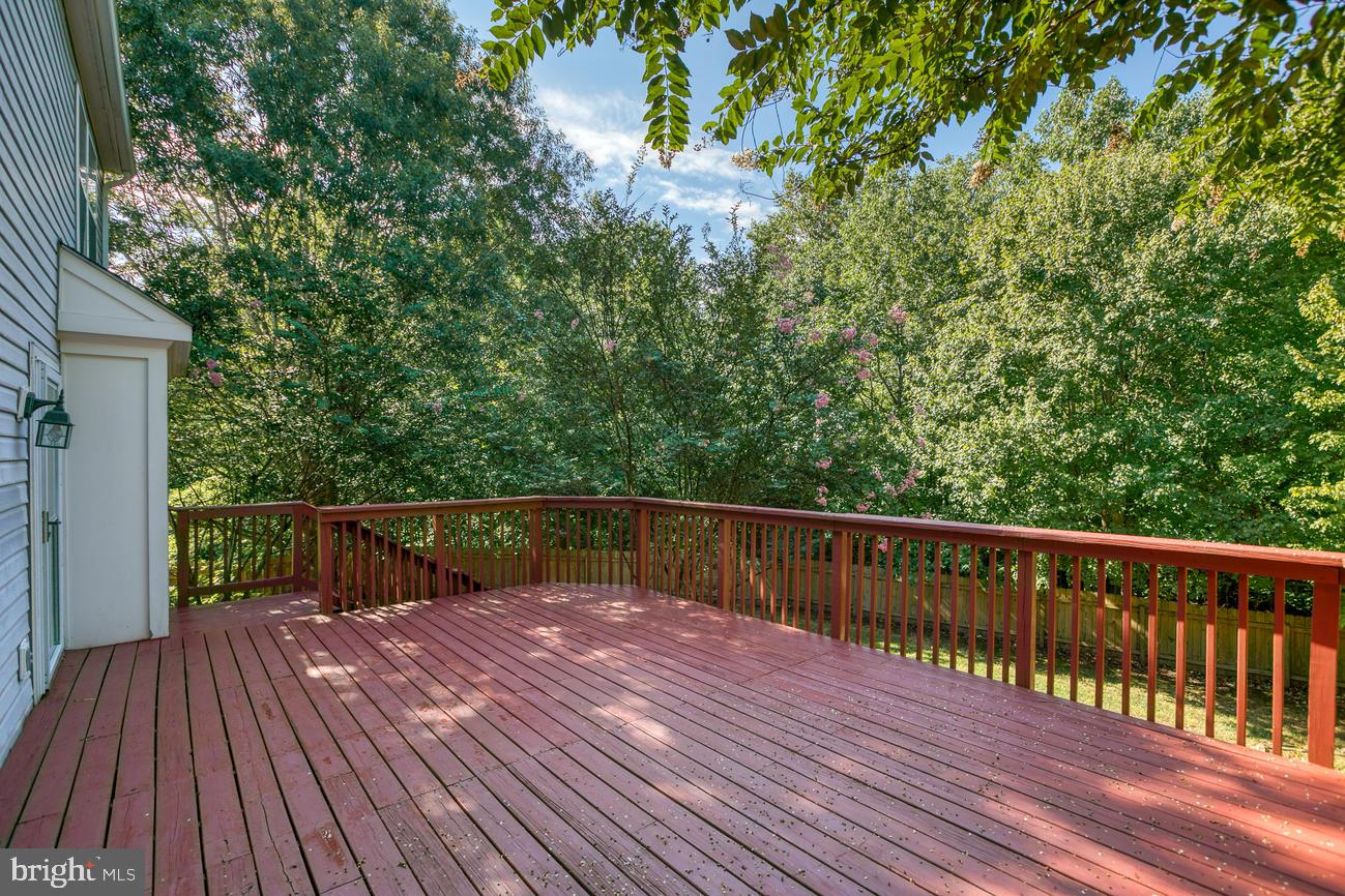 HAMPTON OAKS - Residential Lease