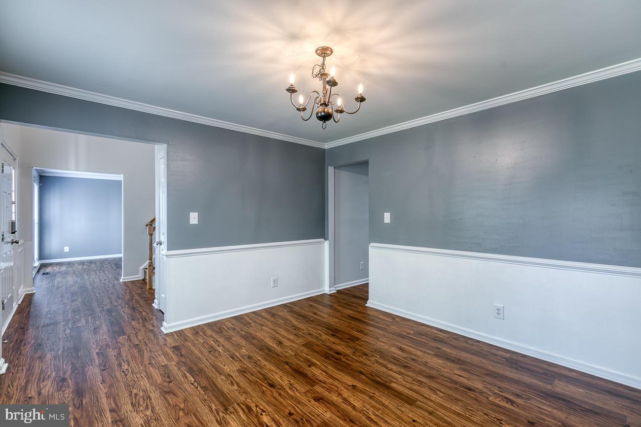 HAMPTON OAKS - Residential Lease