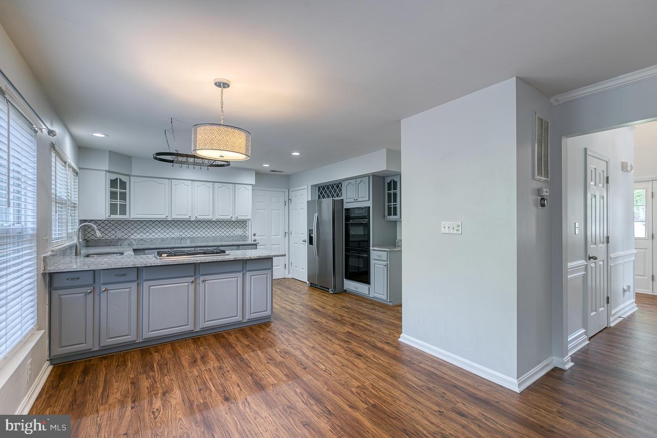 HAMPTON OAKS - Residential Lease