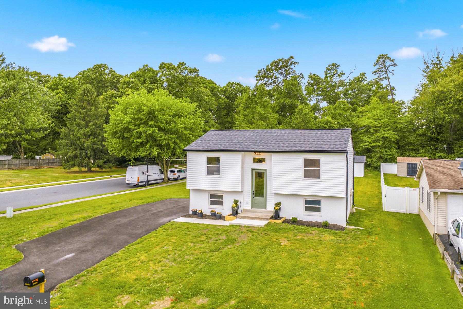NEW CUT FARMS - Residential