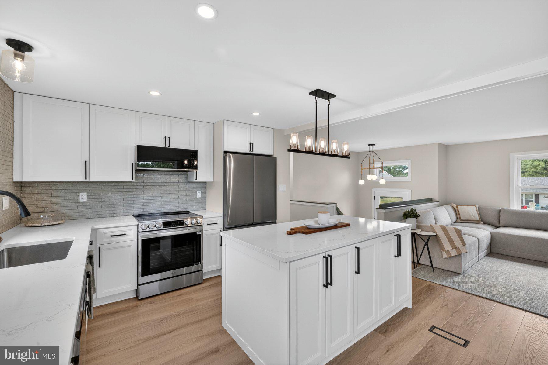 NEW CUT FARMS - Residential