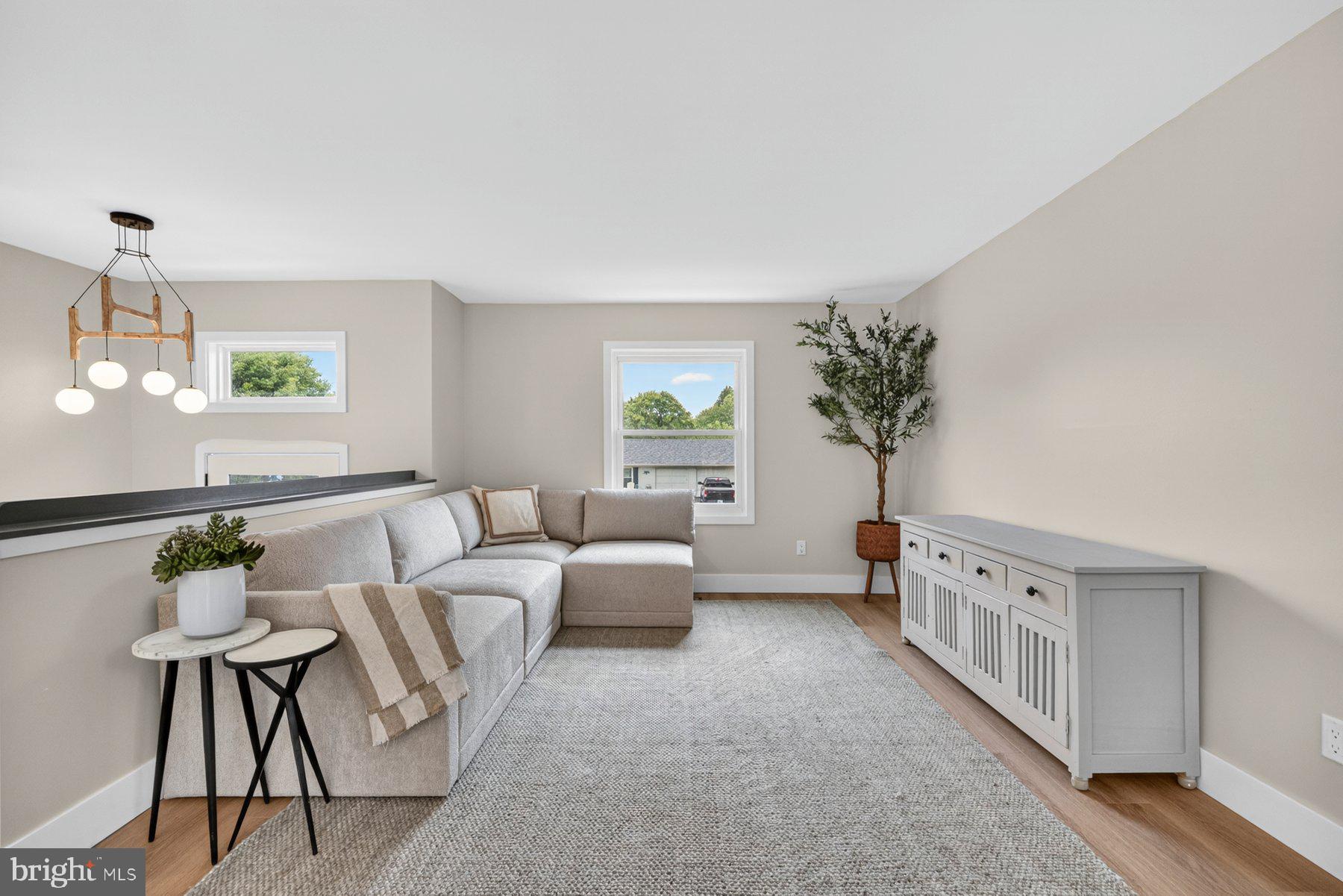 NEW CUT FARMS - Residential