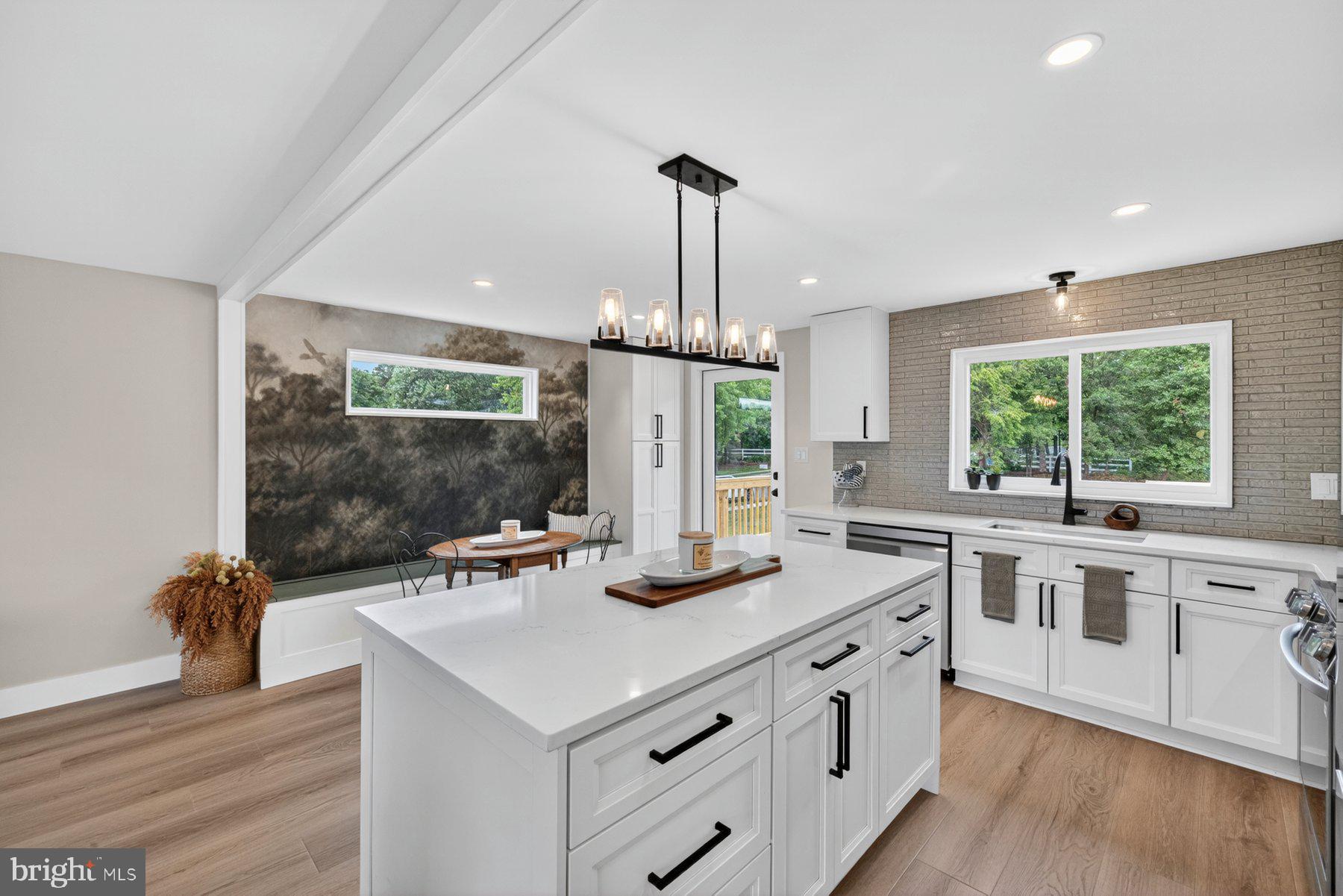 NEW CUT FARMS - Residential