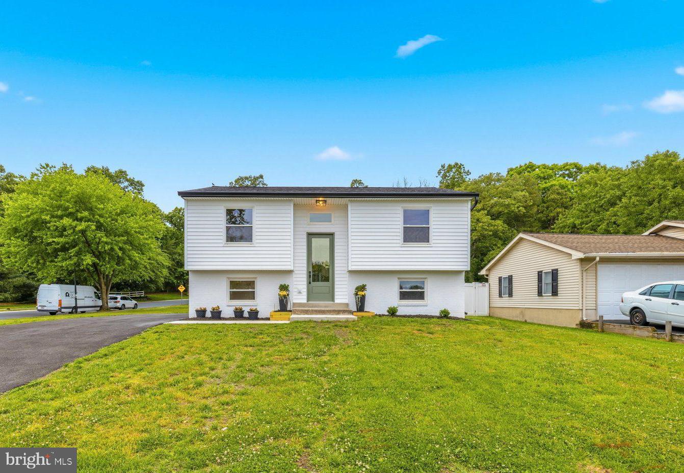 NEW CUT FARMS - Residential