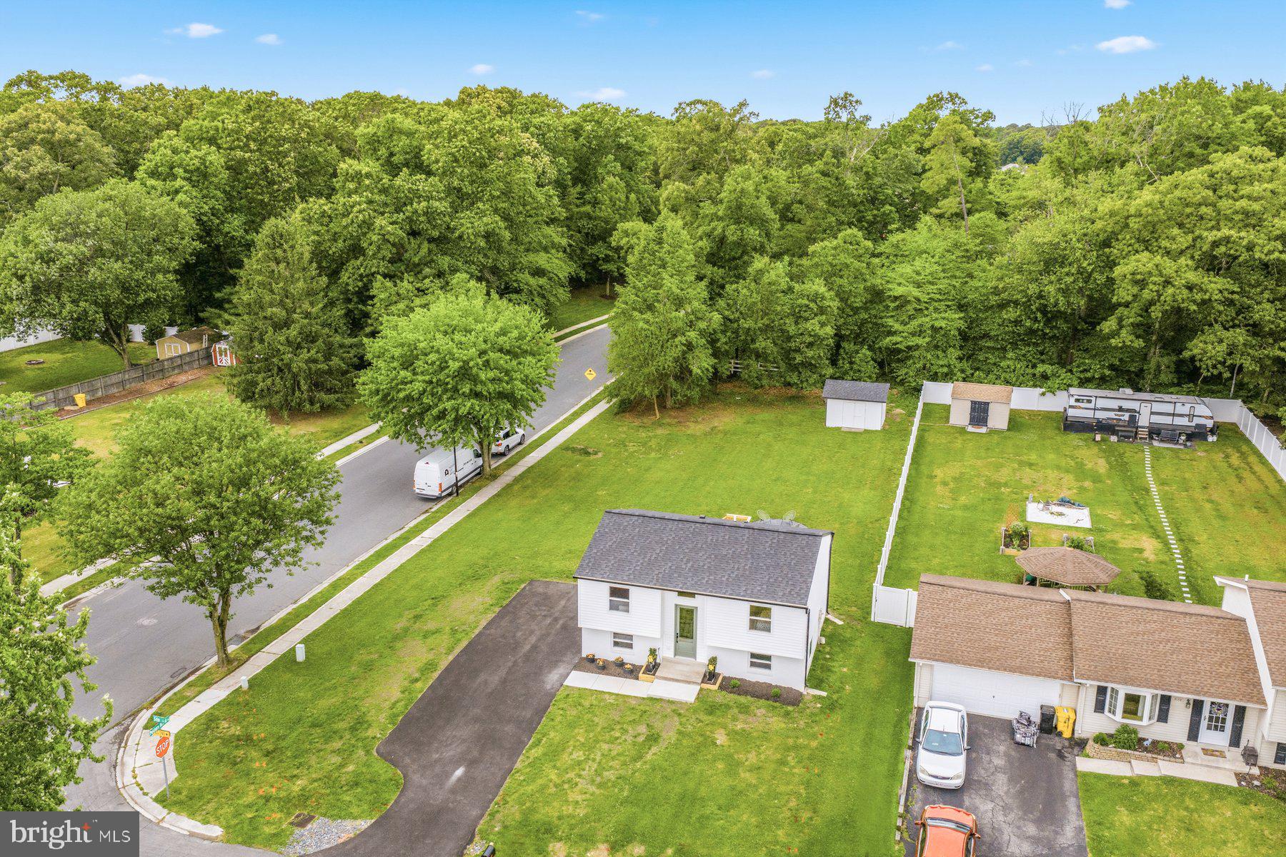 NEW CUT FARMS - Residential