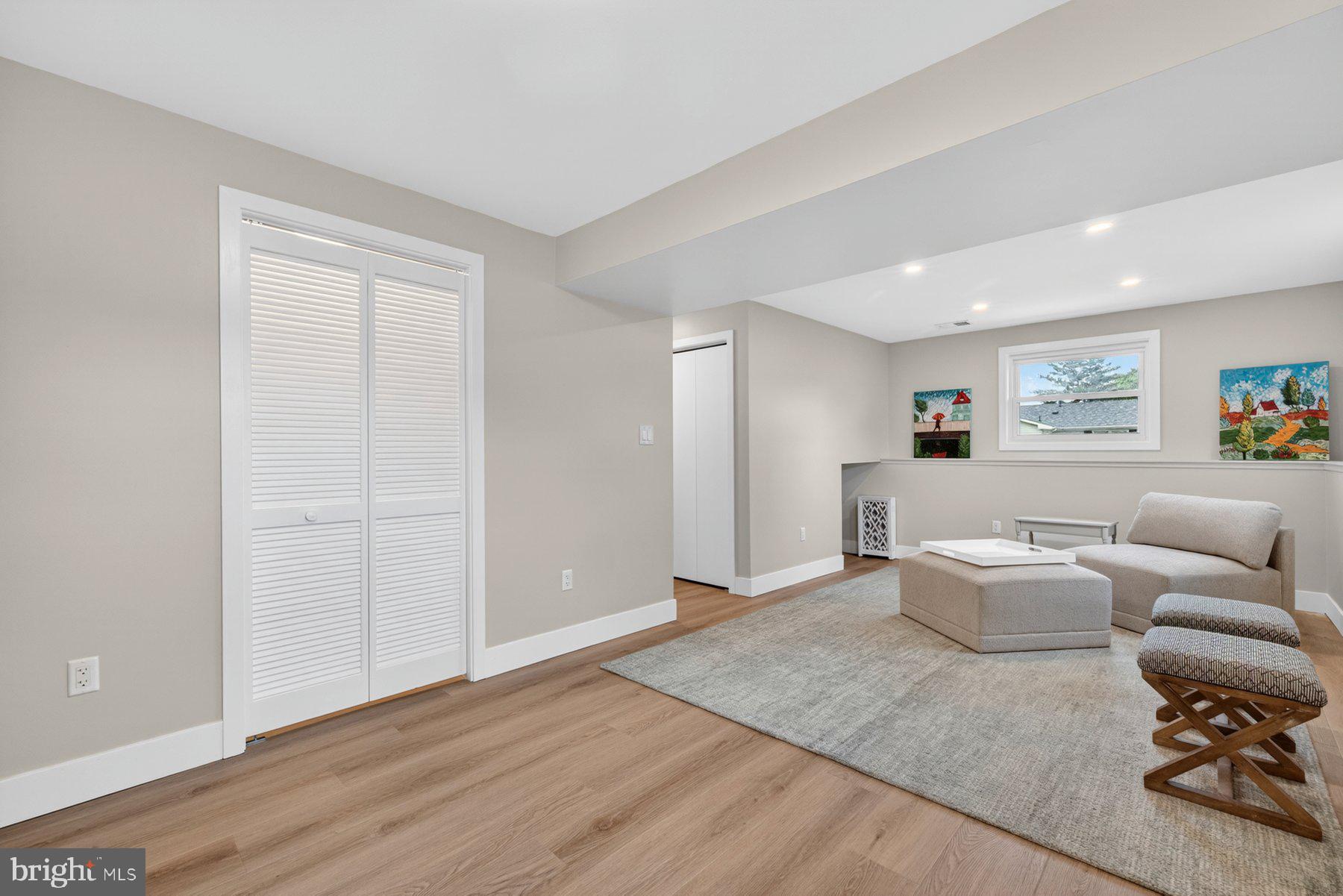NEW CUT FARMS - Residential