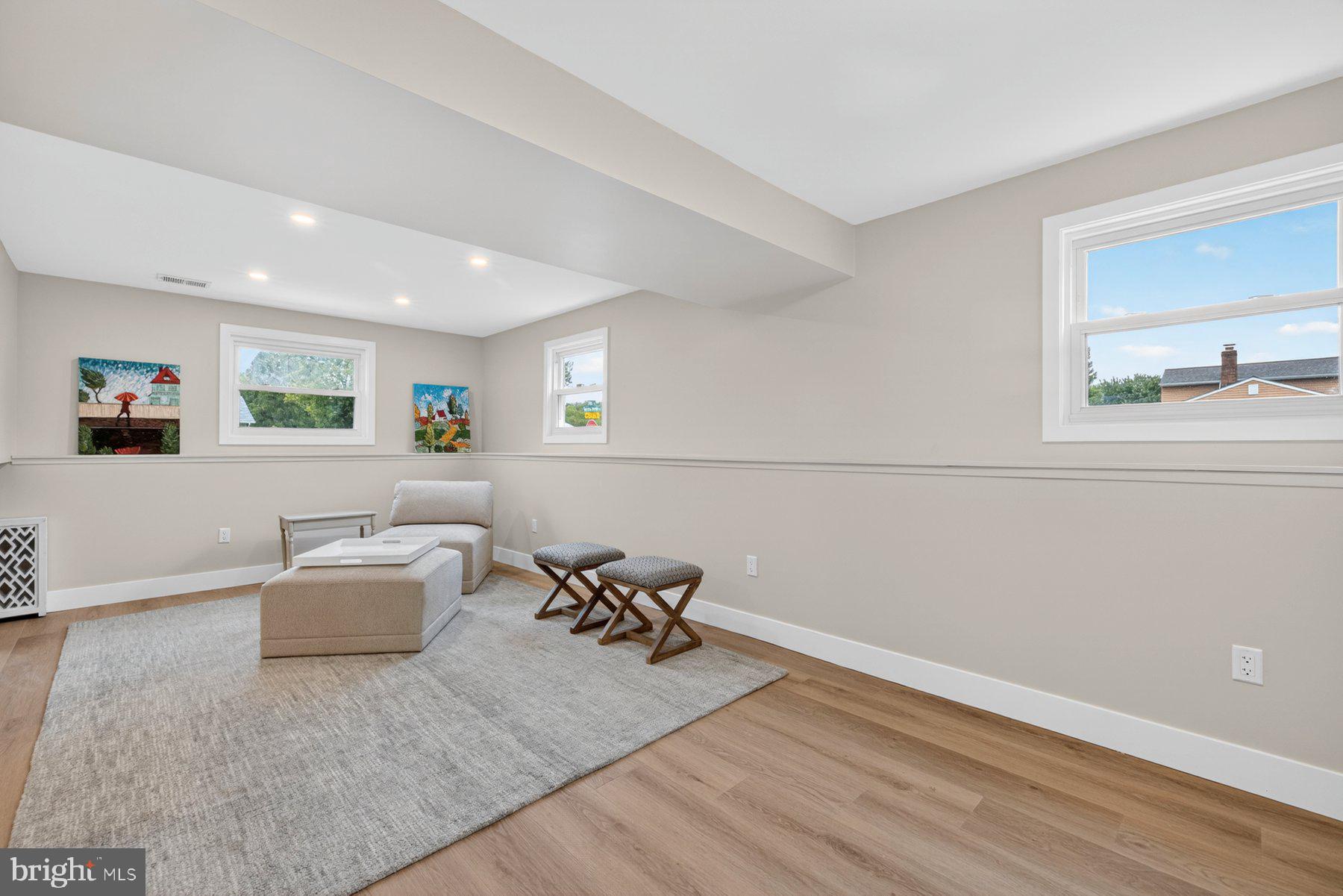 NEW CUT FARMS - Residential
