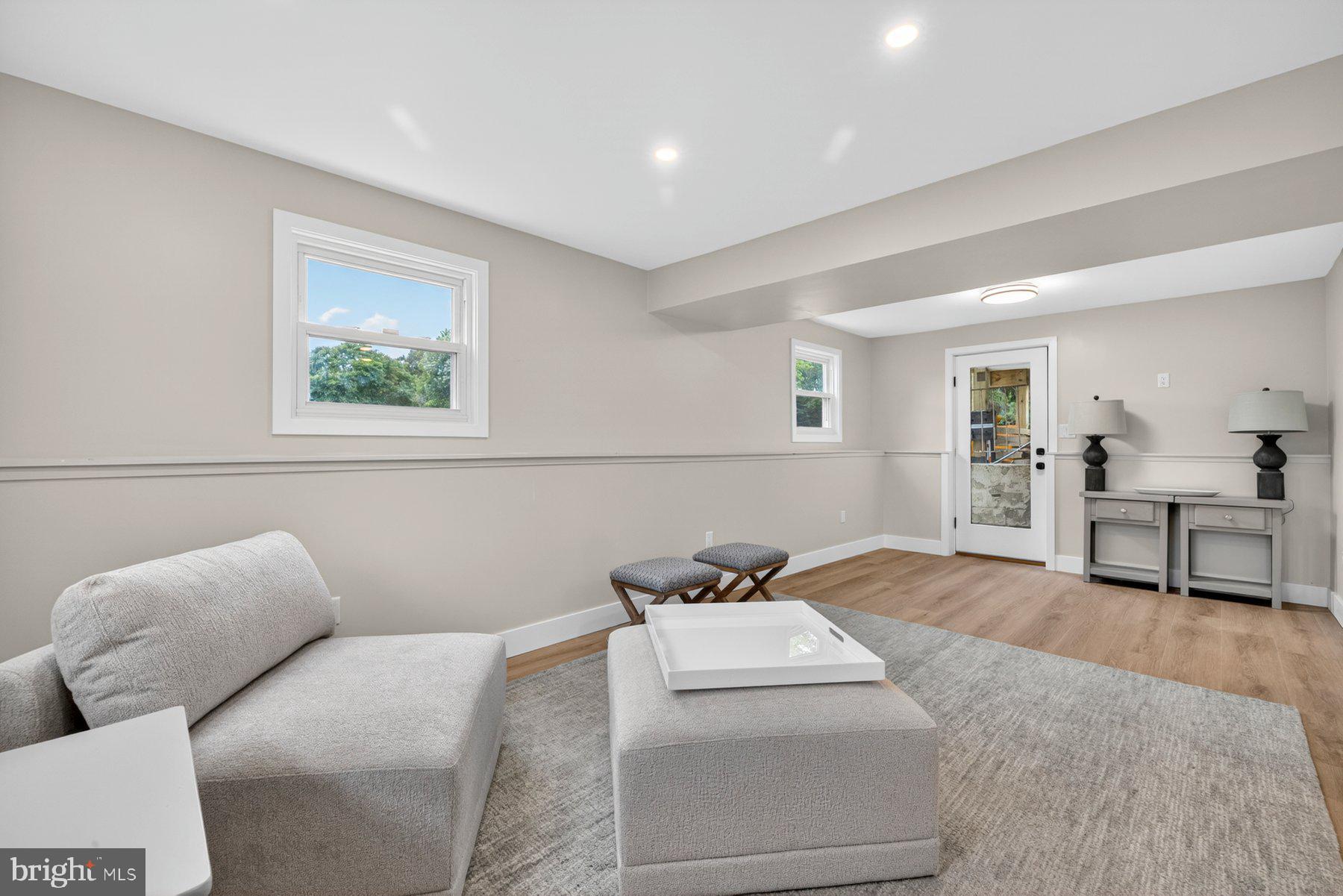 NEW CUT FARMS - Residential