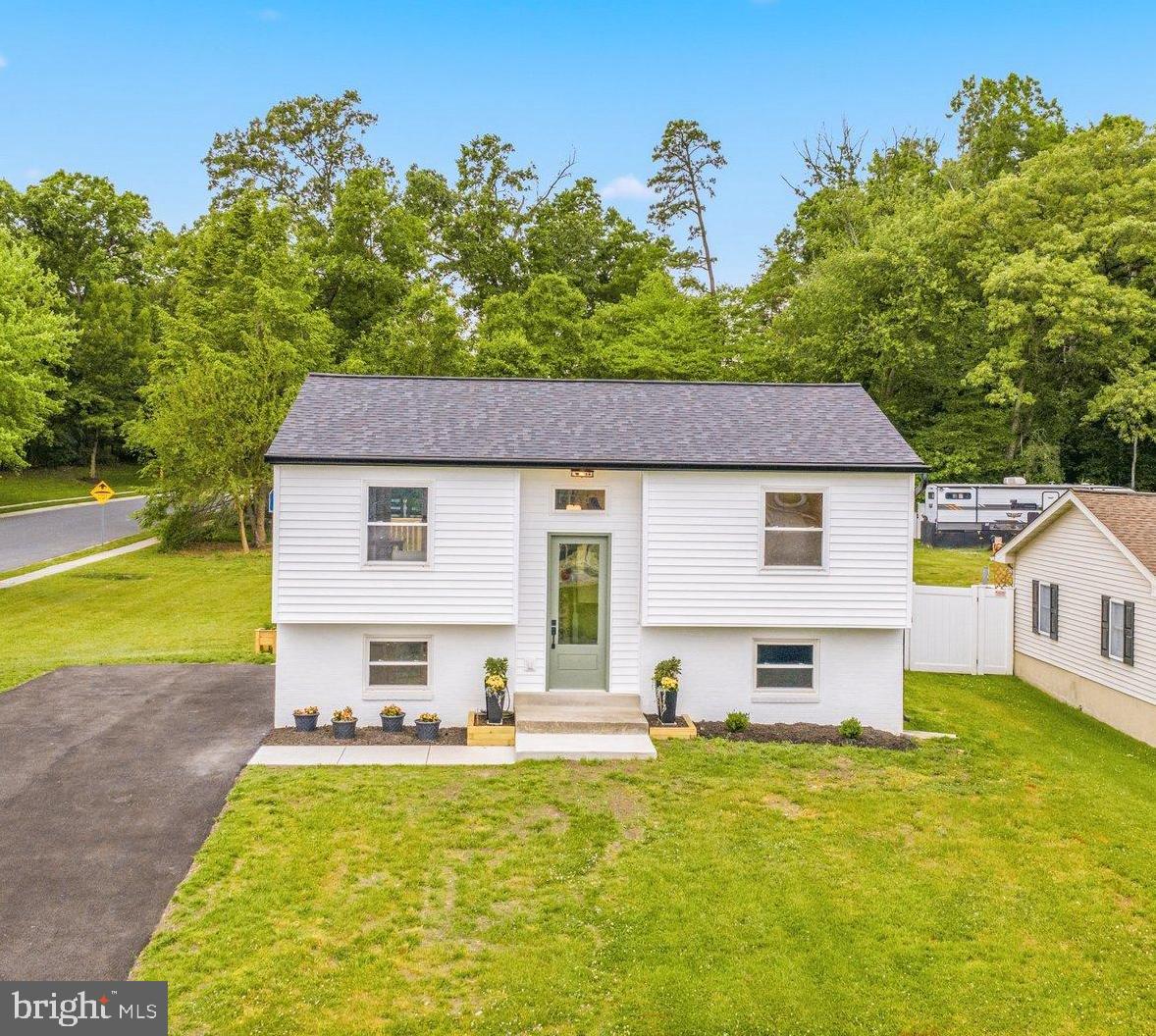 NEW CUT FARMS - Residential