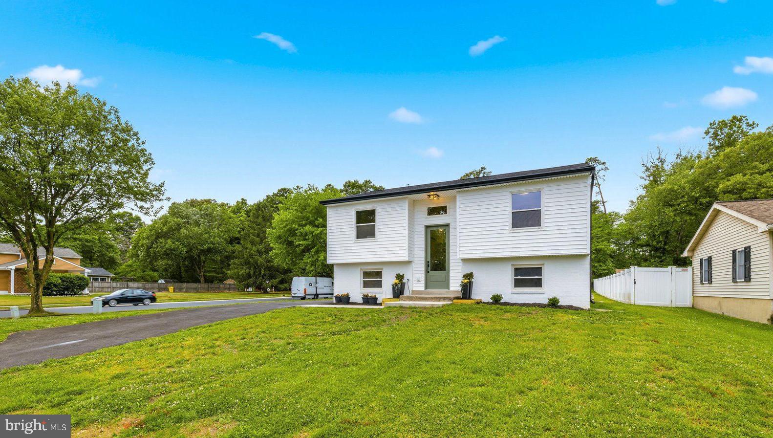 NEW CUT FARMS - Residential