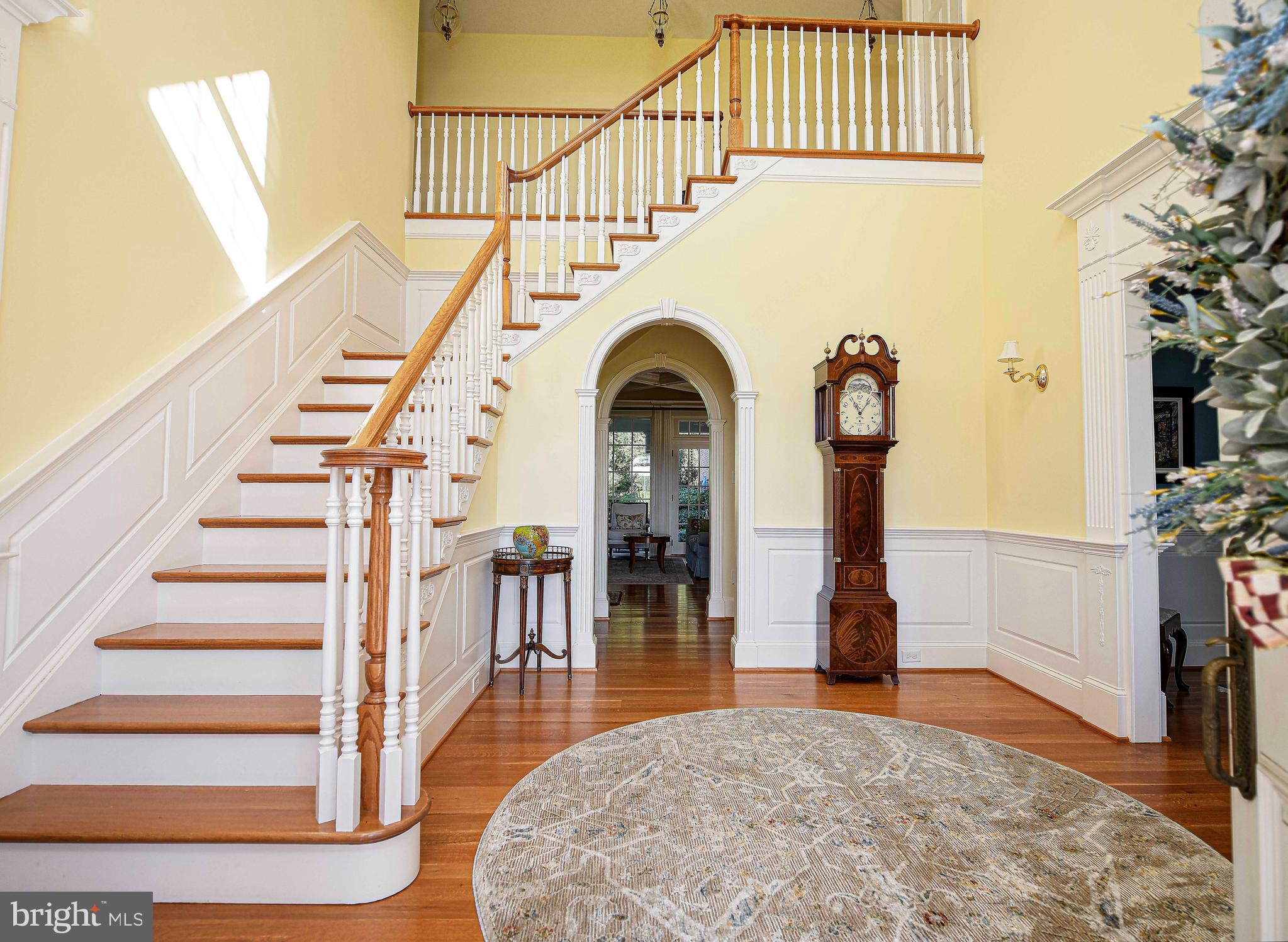 HAYFIELDS MANOR - Residential