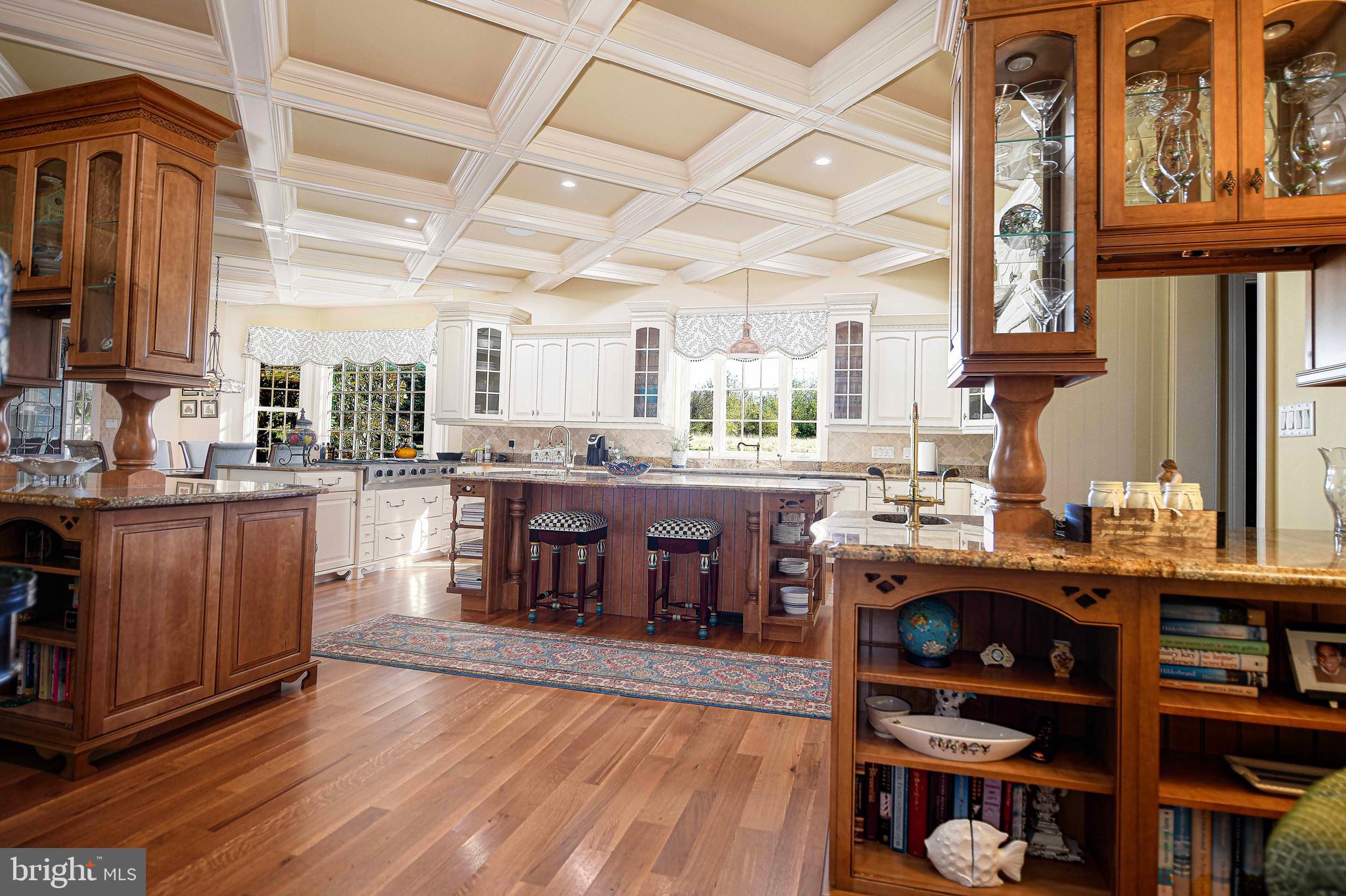 HAYFIELDS MANOR - Residential