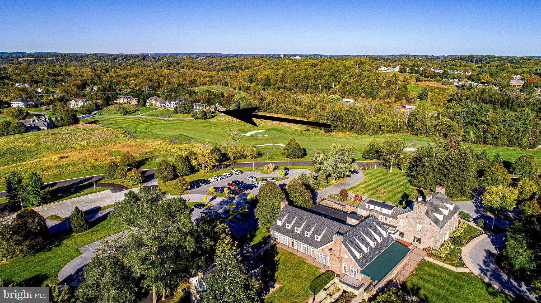 HAYFIELDS MANOR - Residential