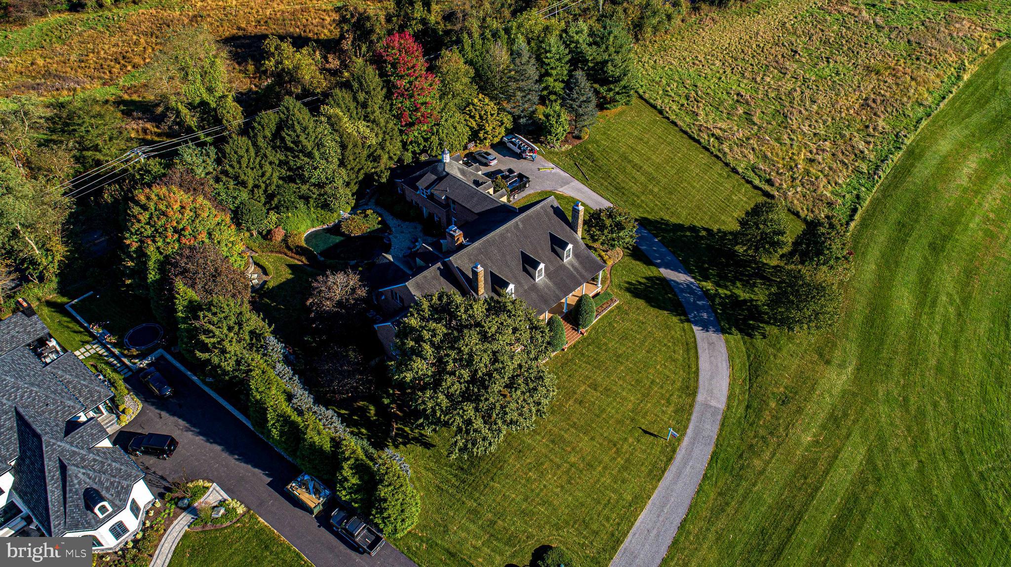 HAYFIELDS MANOR - Residential