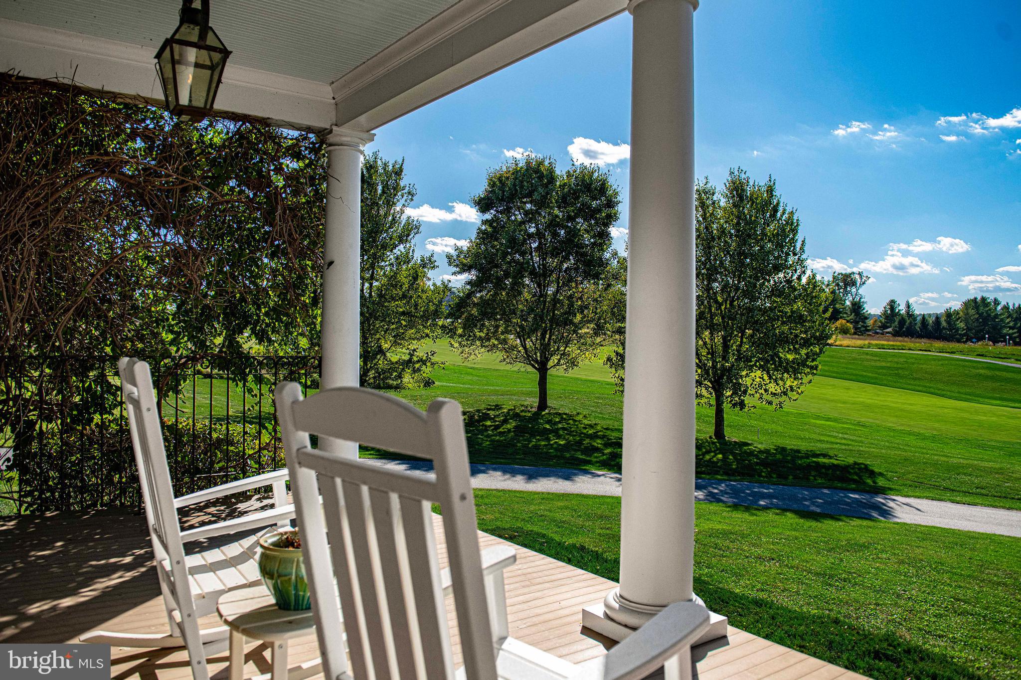 HAYFIELDS MANOR - Residential