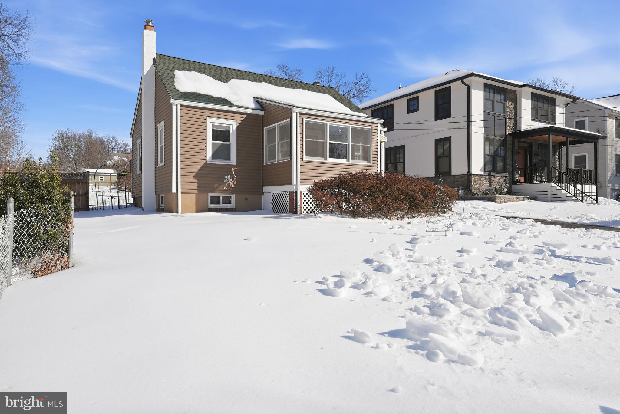 1411 S POLLARD STREET