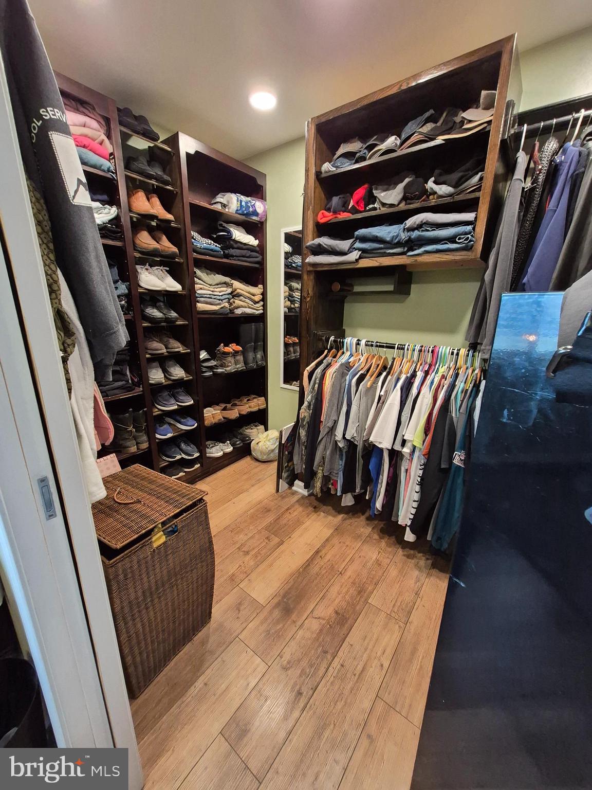 RHONDDA - Residential