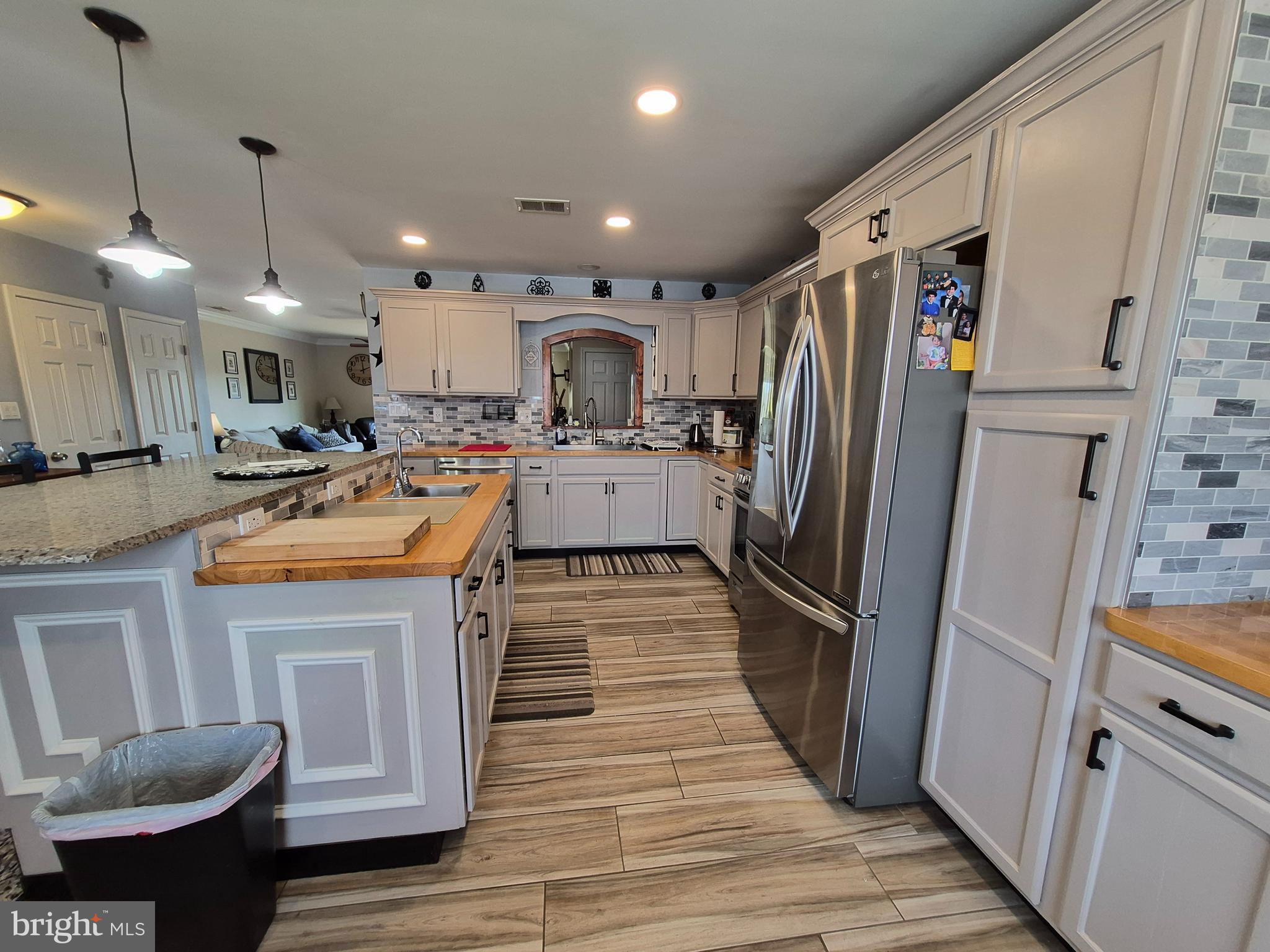 RHONDDA - Residential