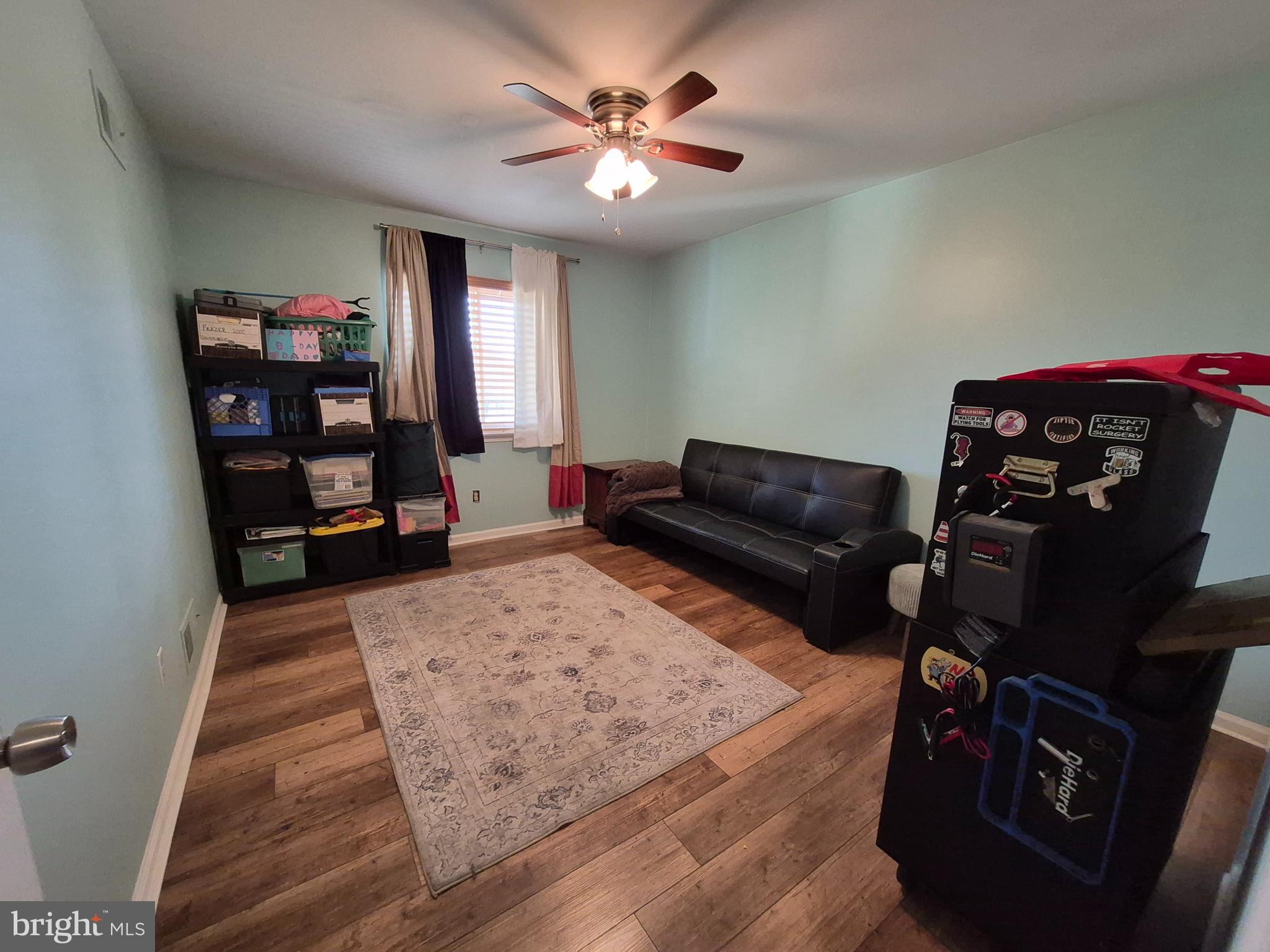 RHONDDA - Residential