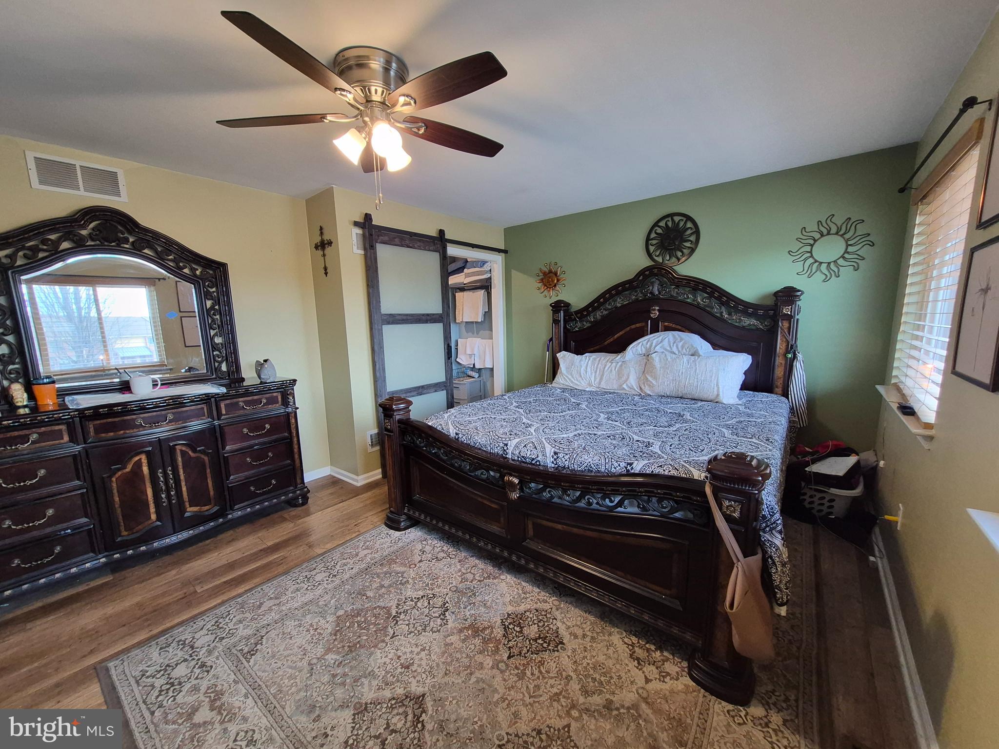 RHONDDA - Residential